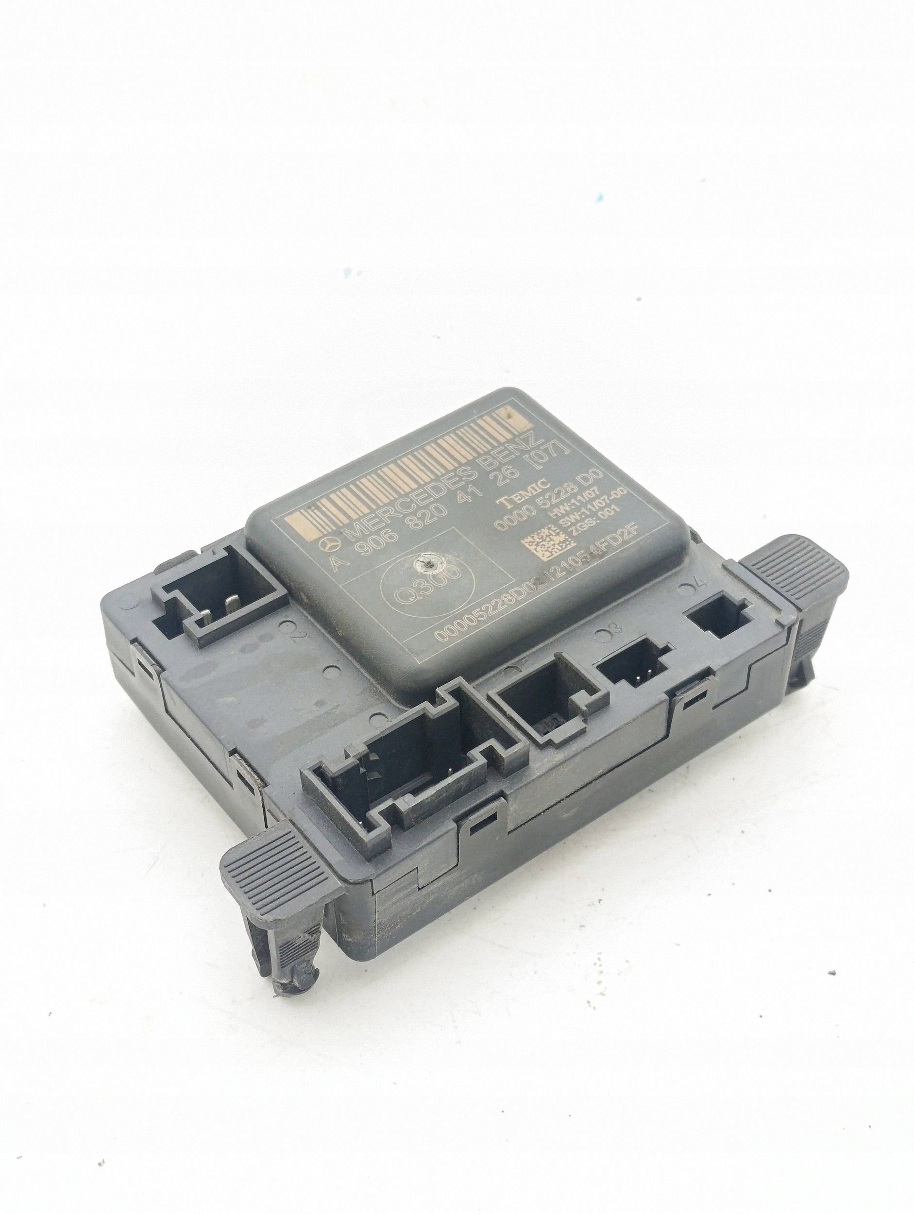 Module de porte Volkswagen Crafter 2009 A9068204126 image 2