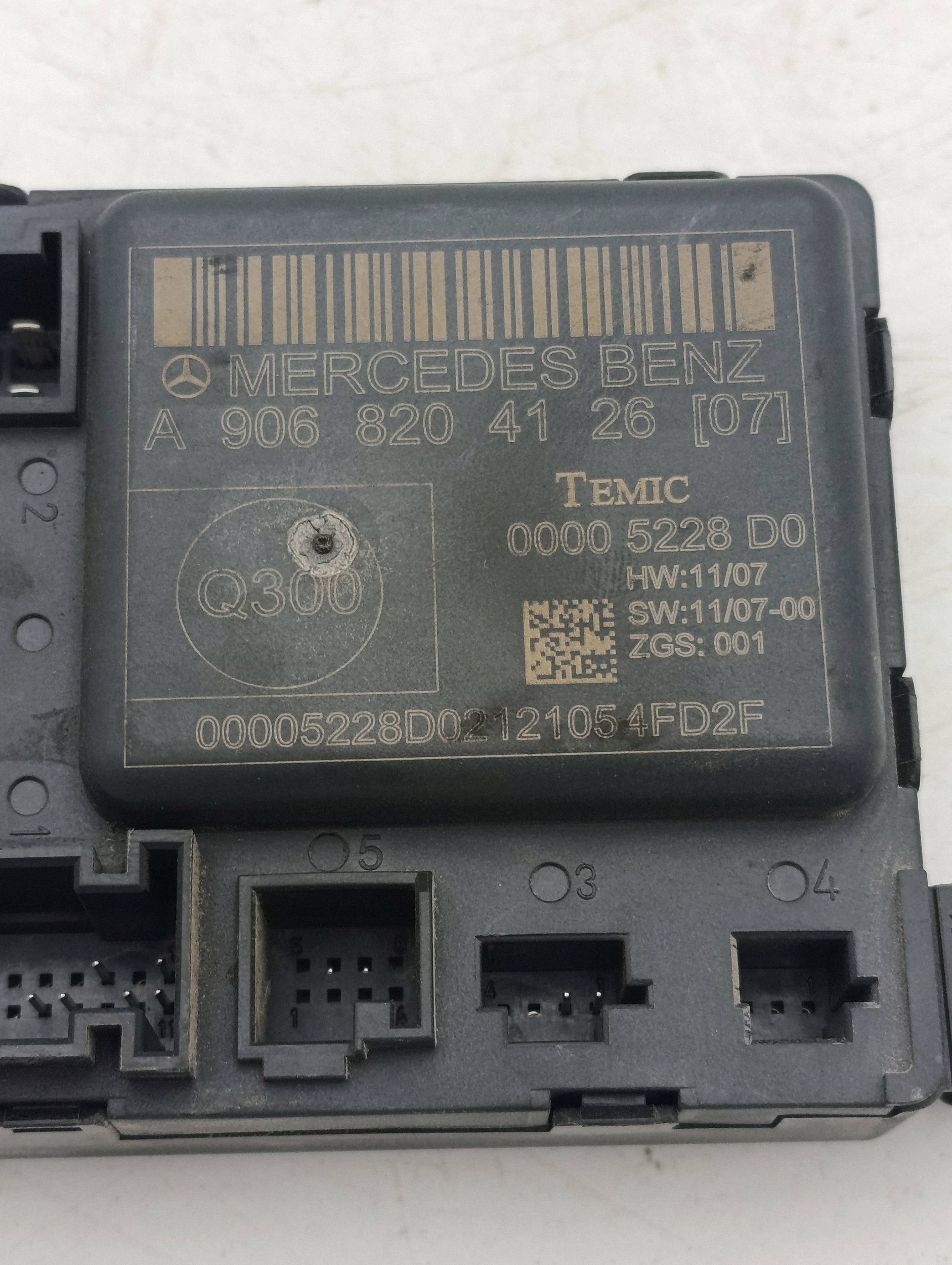 Module de porte Volkswagen Crafter 2009 A9068204126 image 5