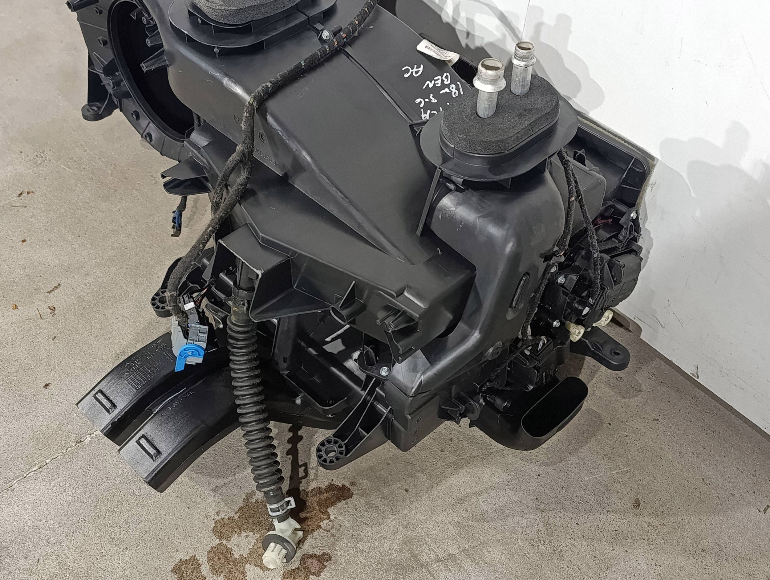 Conjunto Calefactor Chrysler Pacifica 68261667AJ image 4
