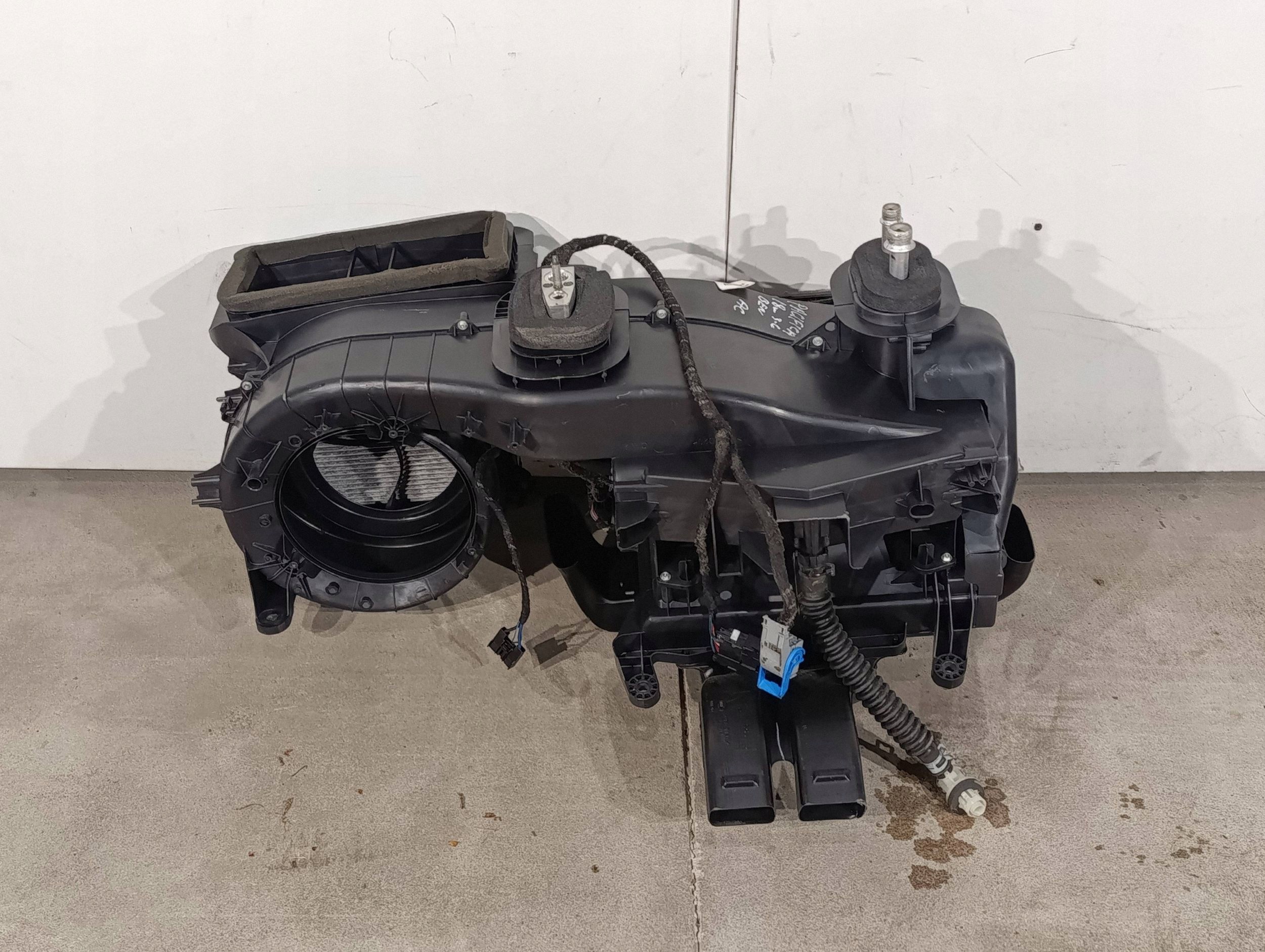 Conjunto Calefactor Chrysler Pacifica 68261667AJ image 7