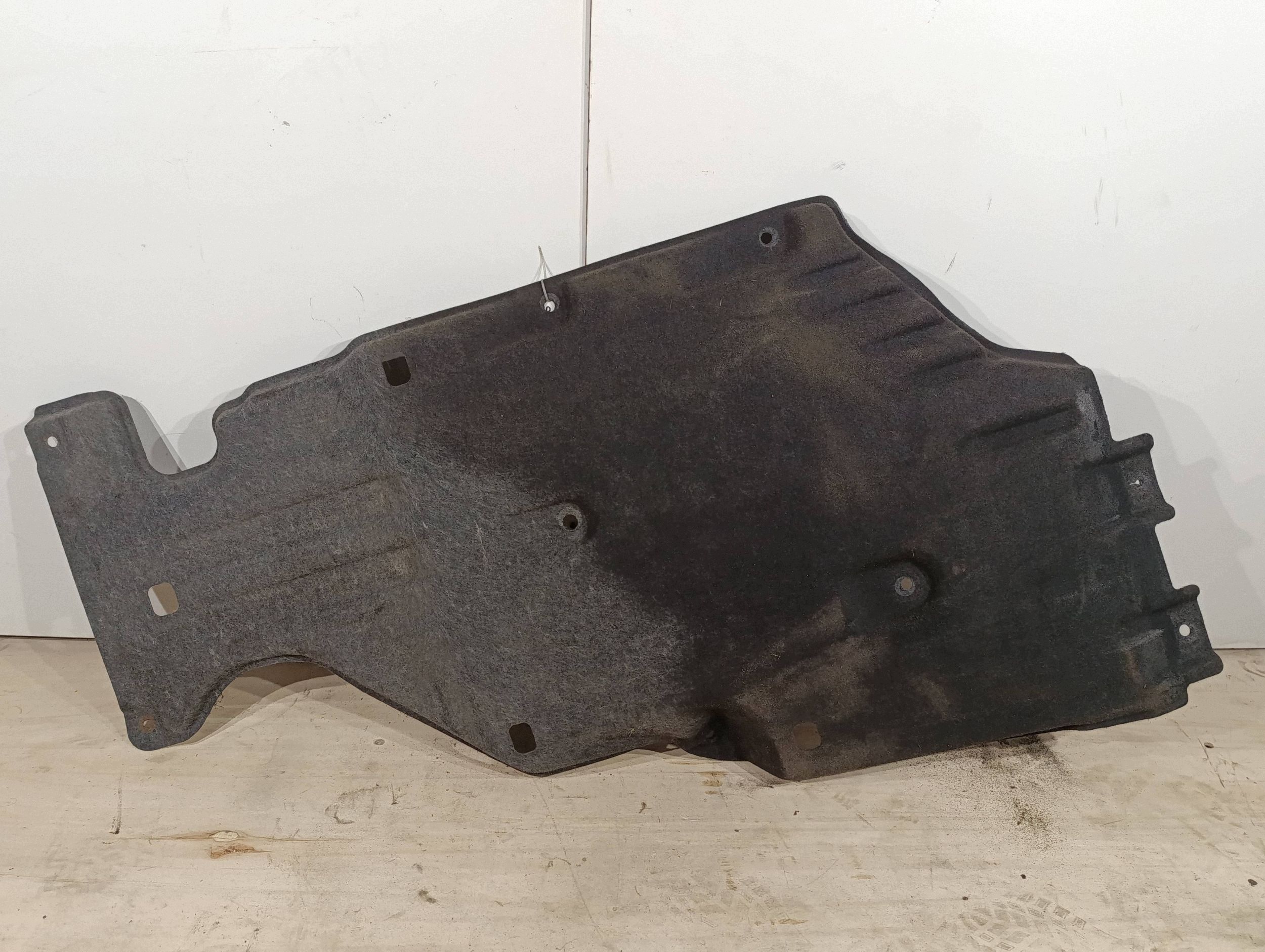 CHRYSLER PACIFICA VLO20124 cache sous moteur image 4