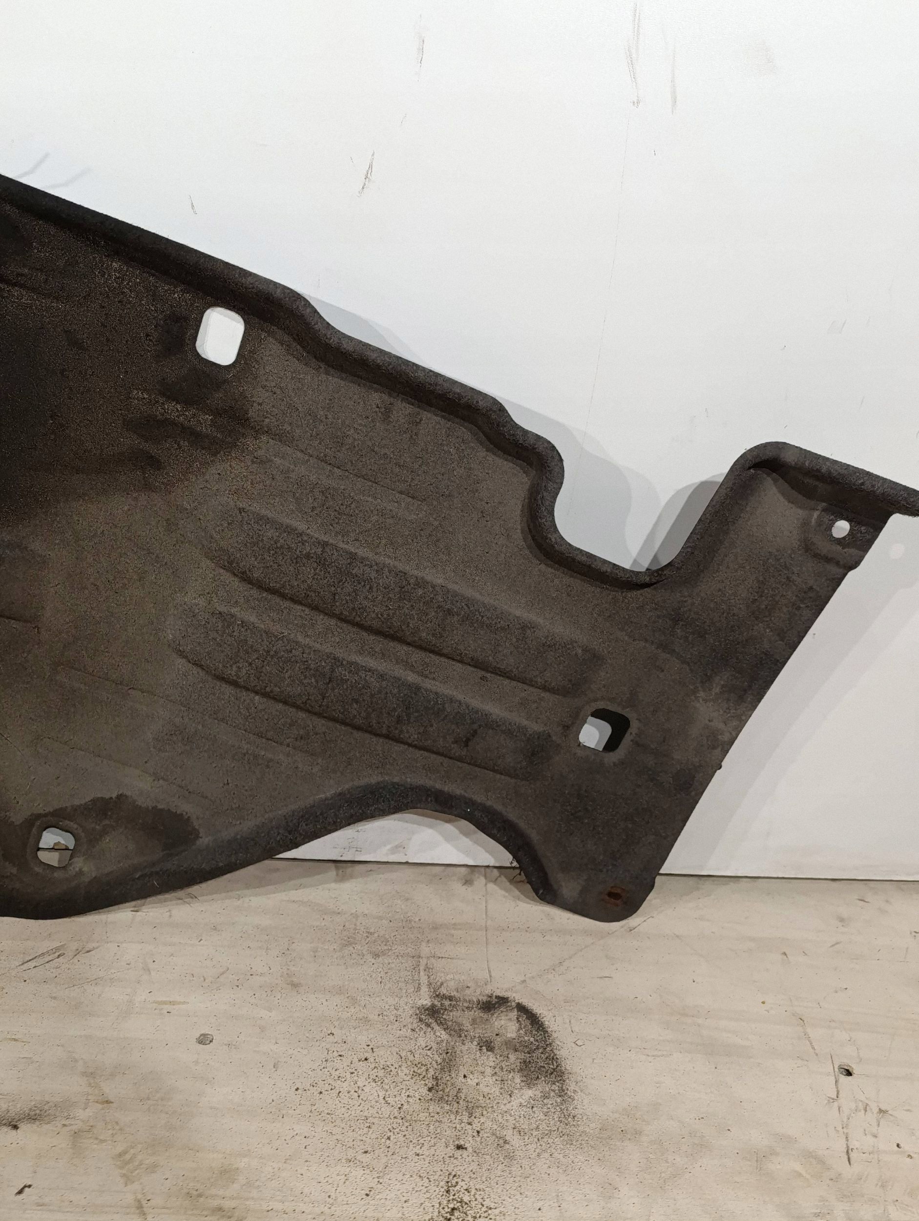 CHRYSLER PACIFICA VLO20124 cache sous moteur image 5