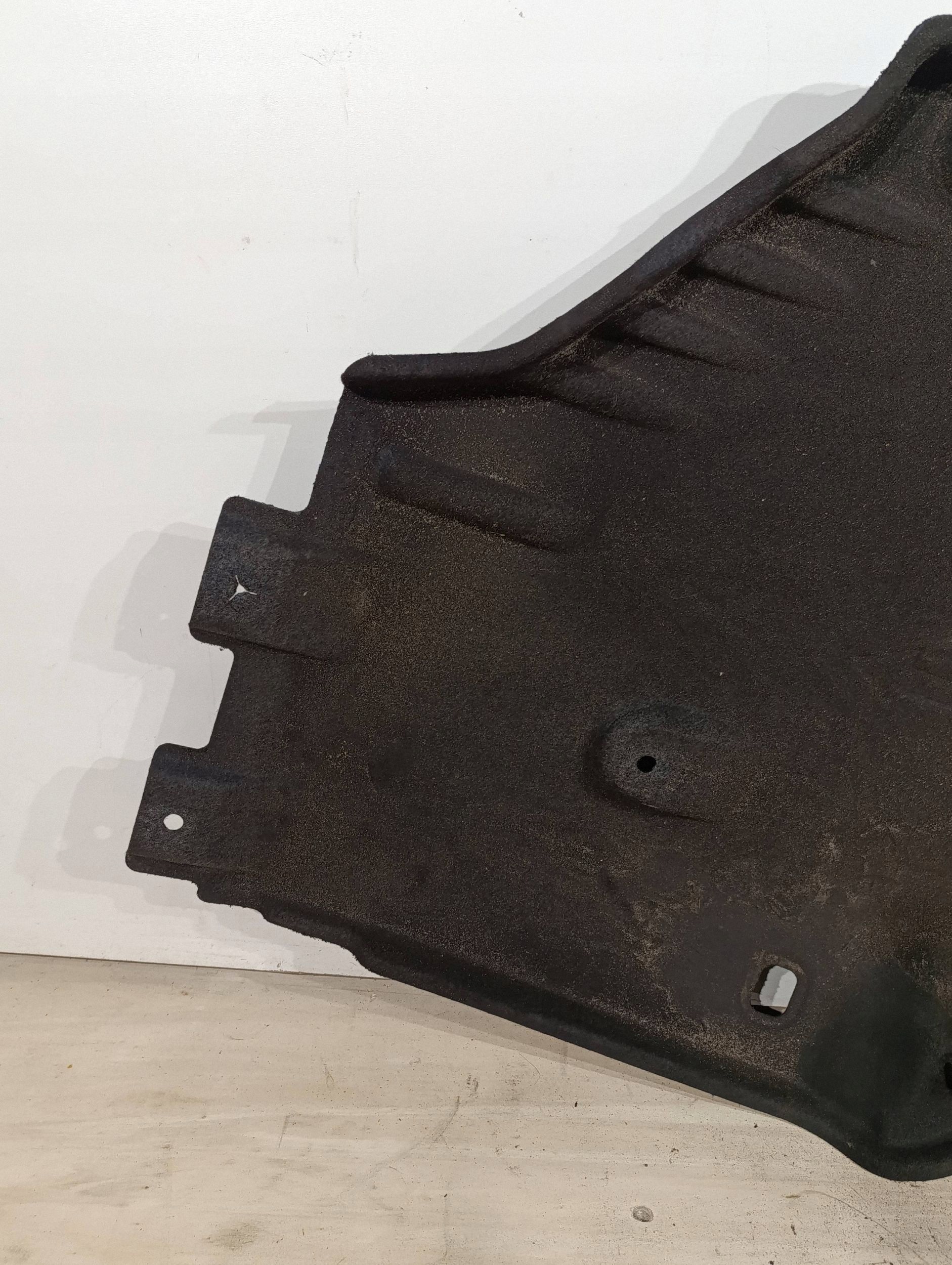 CHRYSLER PACIFICA VLO20124 cache sous moteur image 8