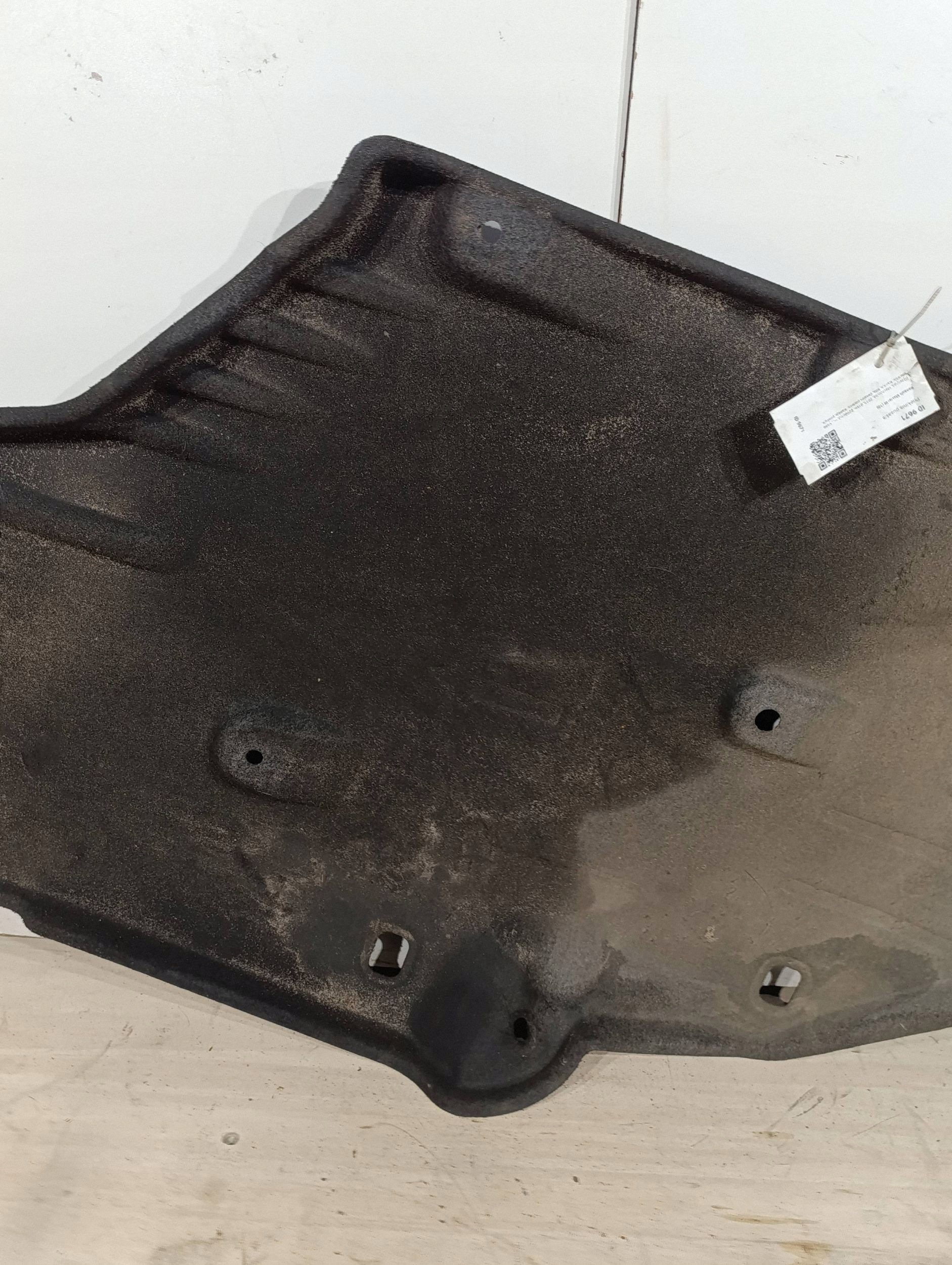 CHRYSLER PACIFICA VLO20124 cache sous moteur image 9