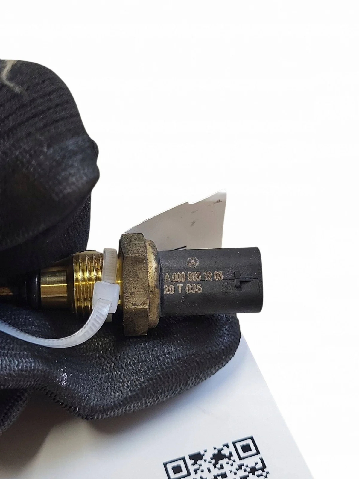 Coolant Temp Sensor Mercedes OM654 A0009051203 image 4