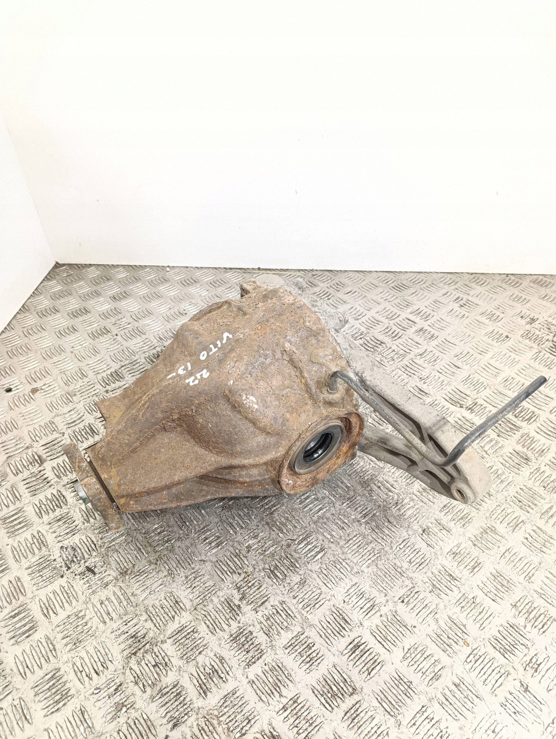Differential hinten Mercedes Vito Viano W639 image 3