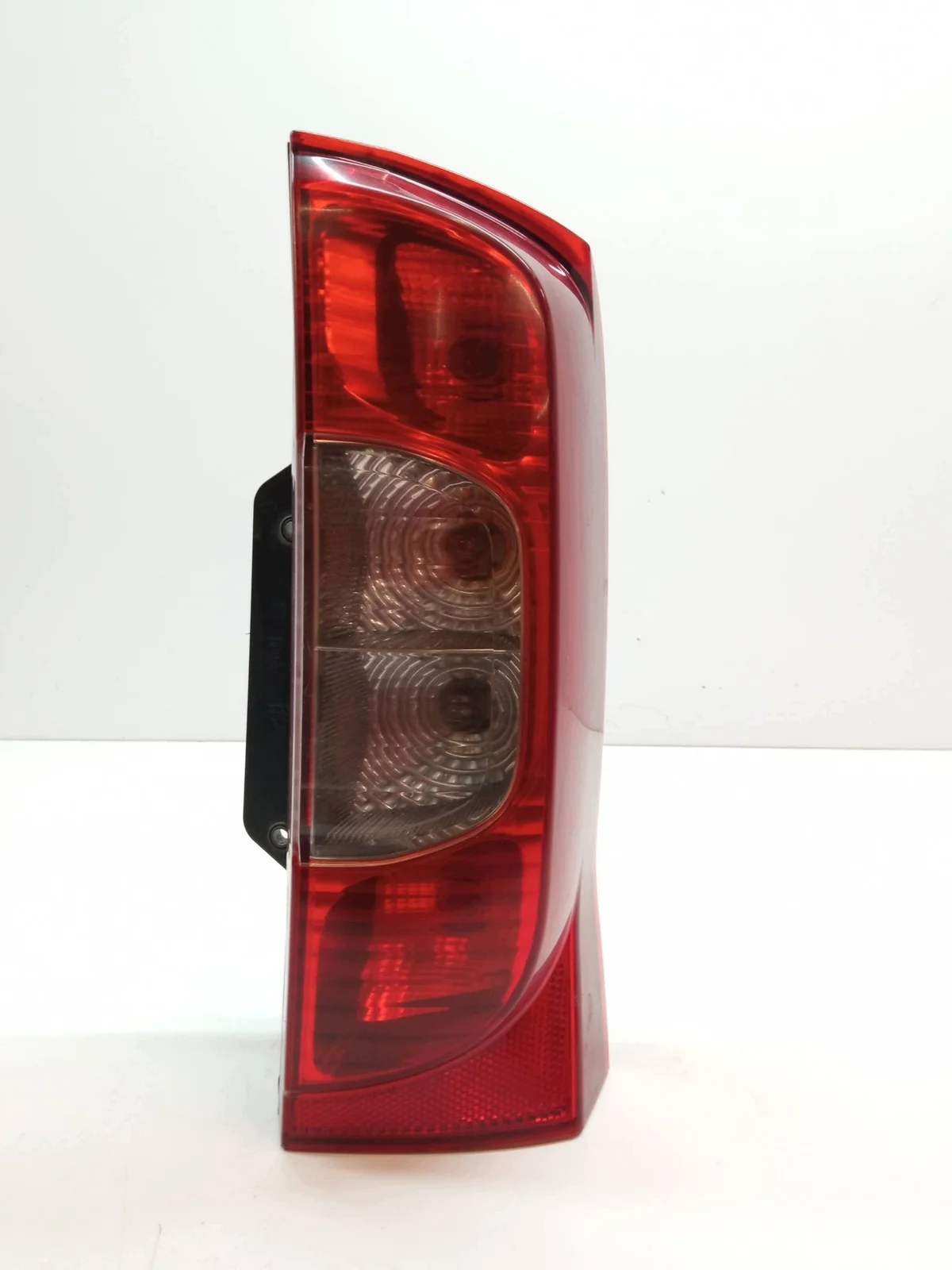 Takavalo oikea Citroen Nemo 01358249080E