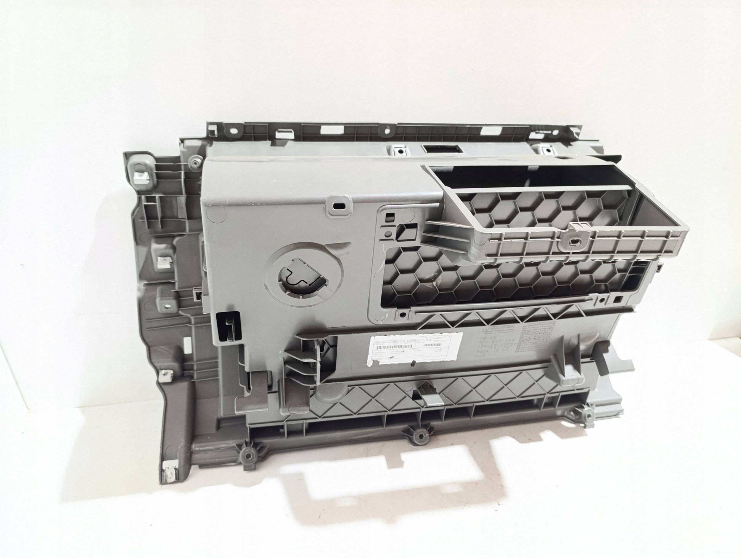 Volkswagen Console Storage 7C1857264 image 3