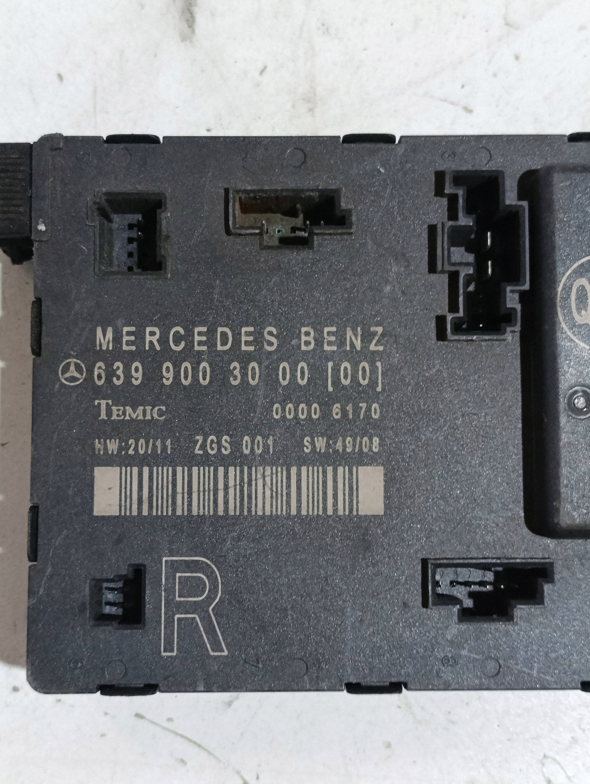 Module Deurcontroller Mercedes-Benz OE 6399003000 image 4