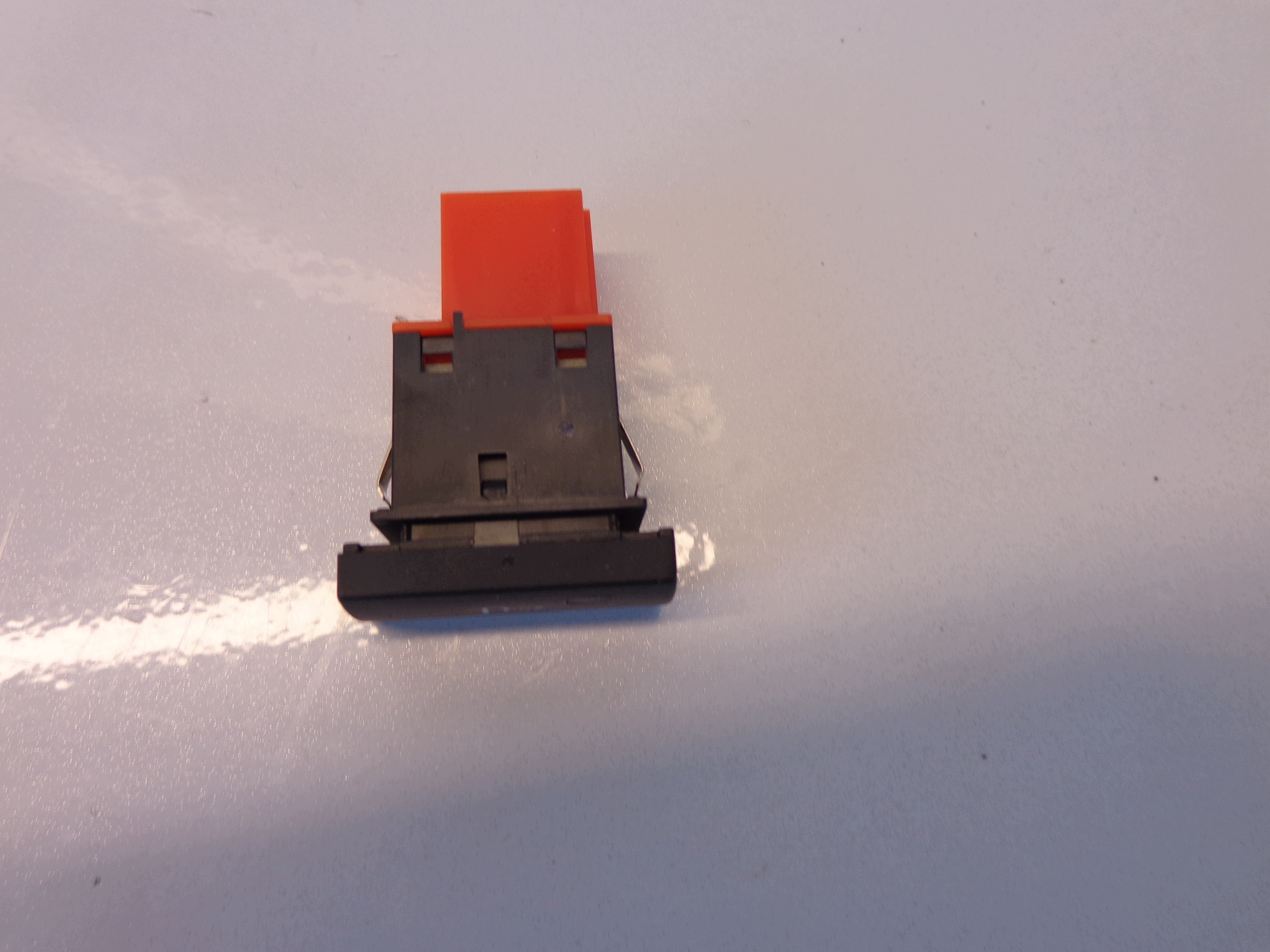 Interruptor PDC Audi A6 C6 Lift 4F0919281