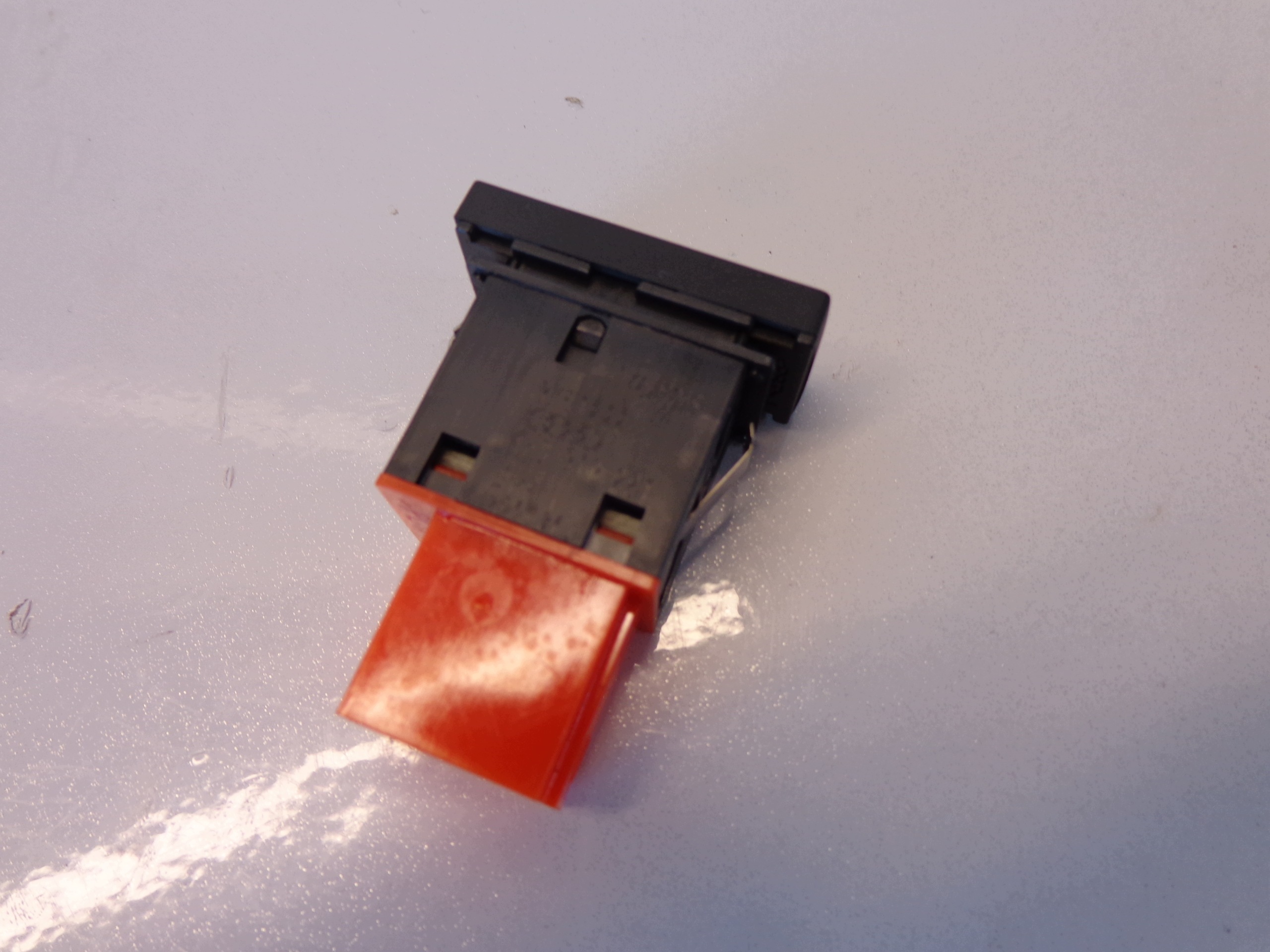 Interrupteur PDC Audi A6 C6 Lift 4F0919281 image 3