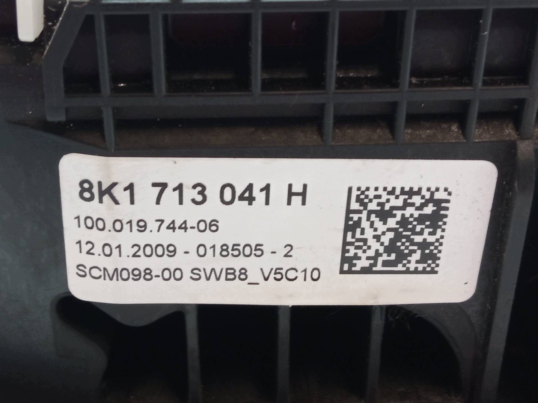 Vaihdekepin kehys Audi A4 B8