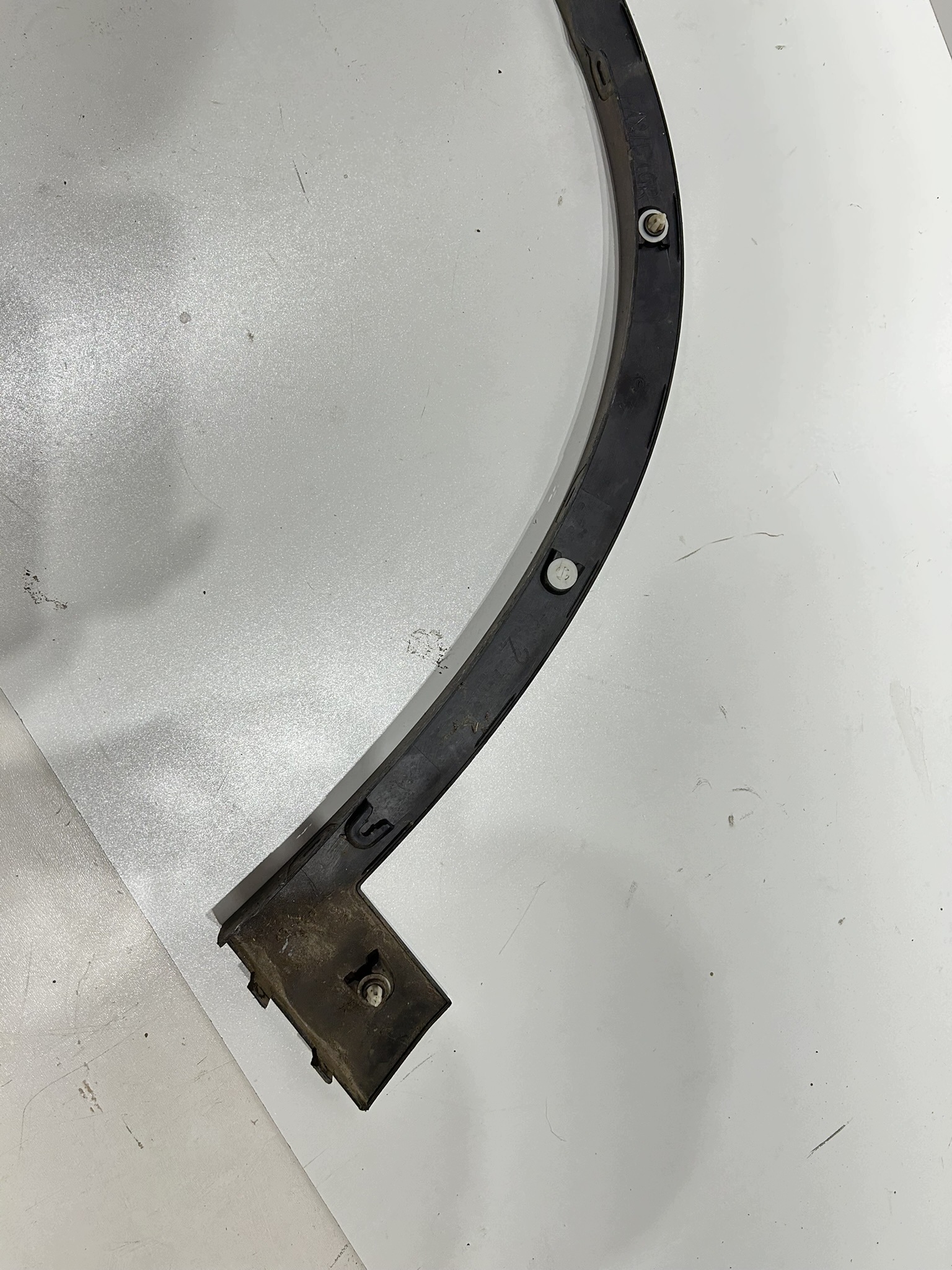 BMW X1 F48 F49 Kotflügelverkleidung rechts vorne image 5