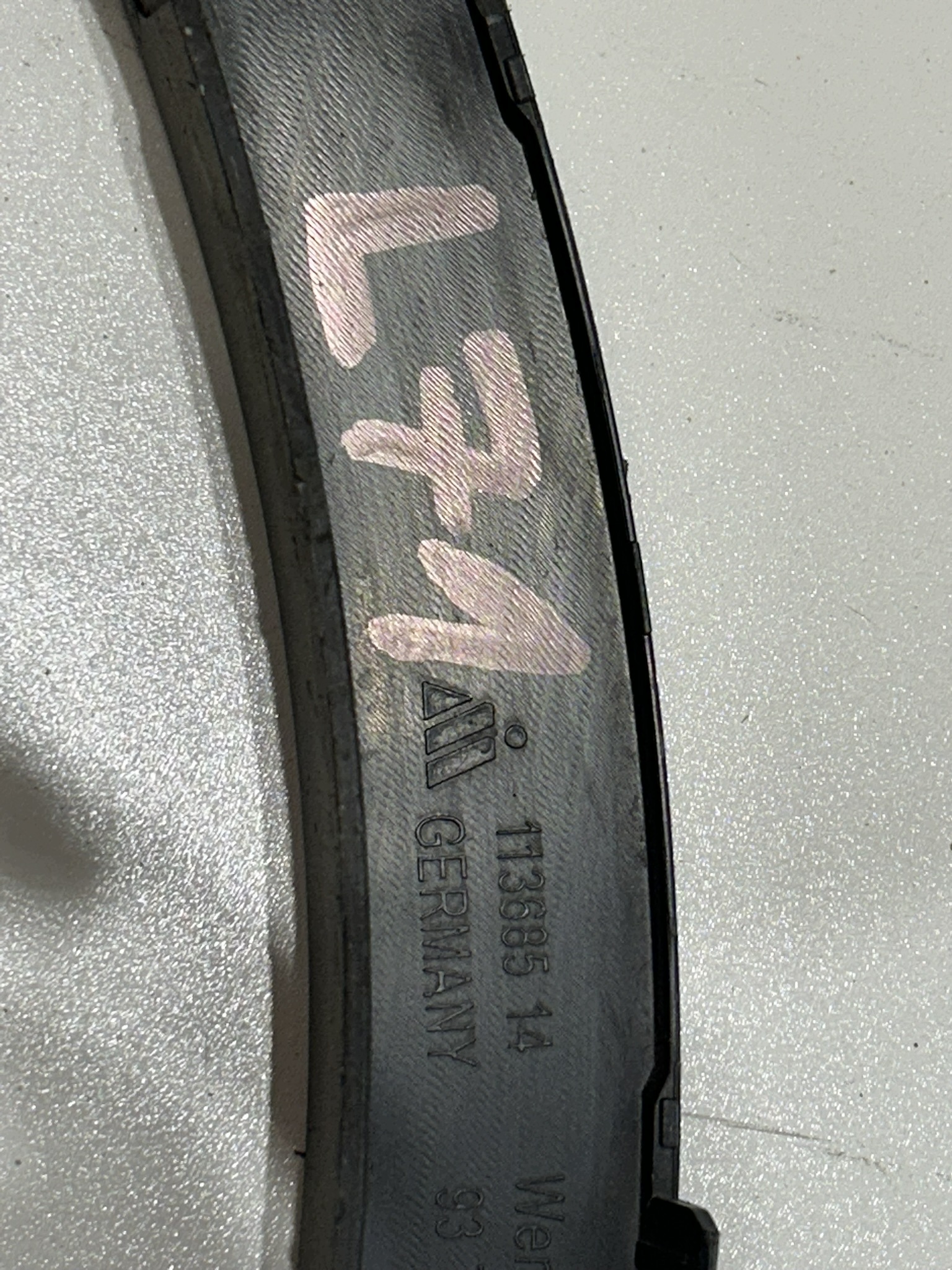BMW X1 F48 F49 Kotflügelverkleidung rechts vorne image 9