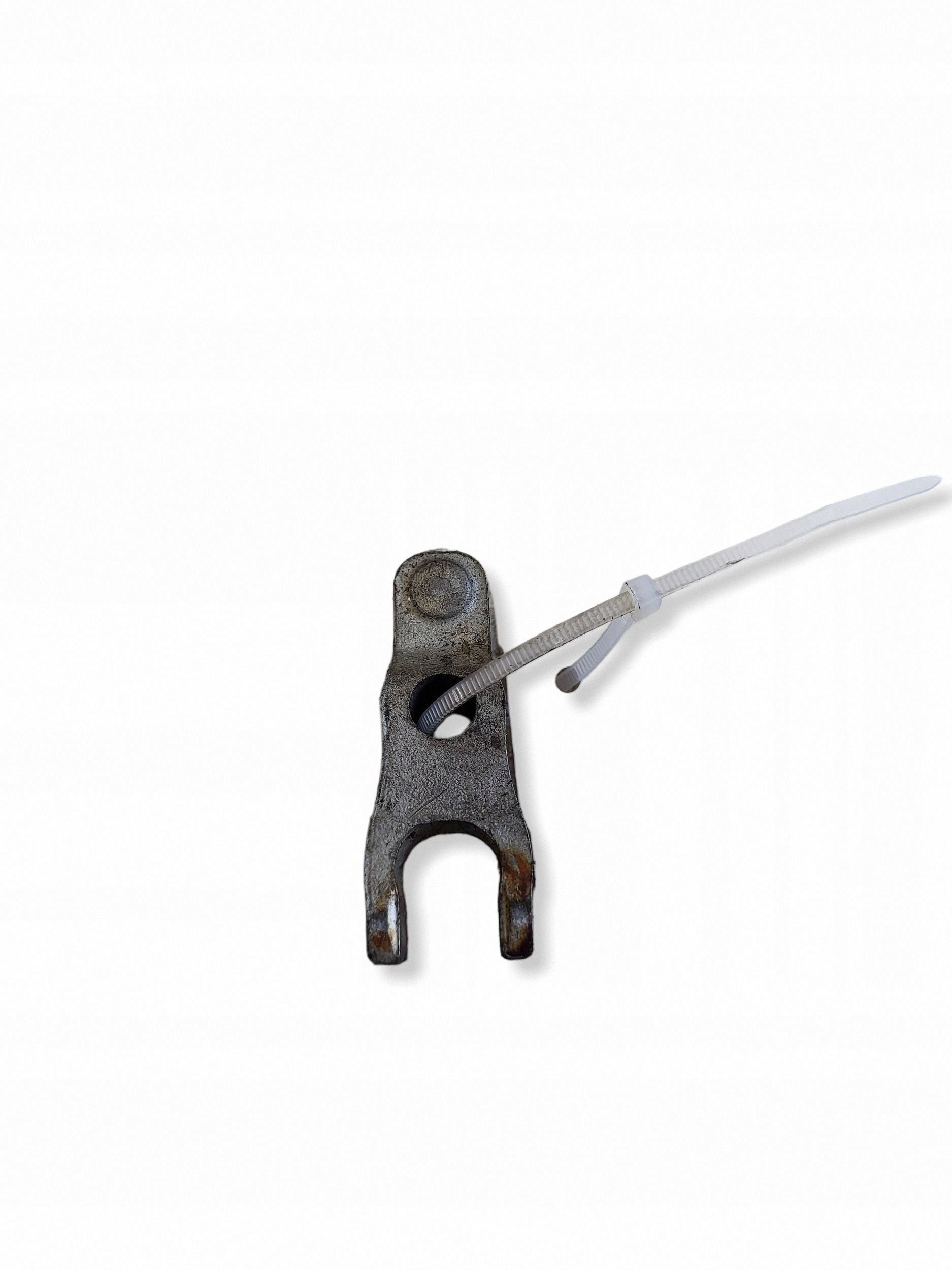 Support d'injecteur Opel Zafira C JUT263849 image 3