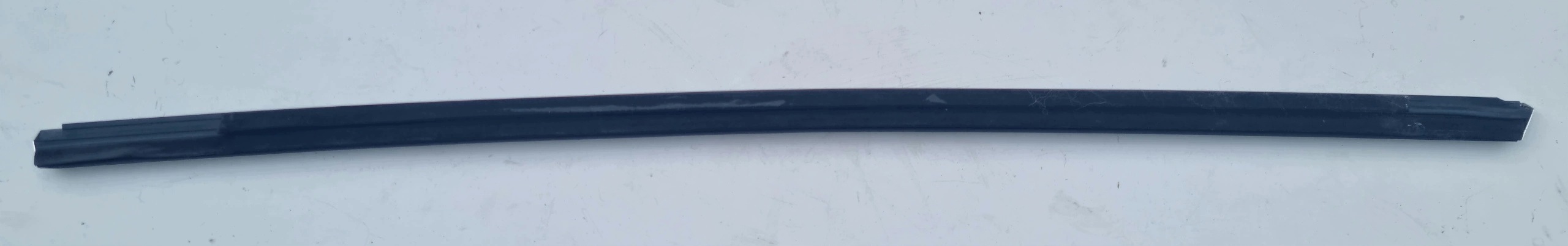 Tesla Model 3 17- Kromilista Oikea Takapyyörä