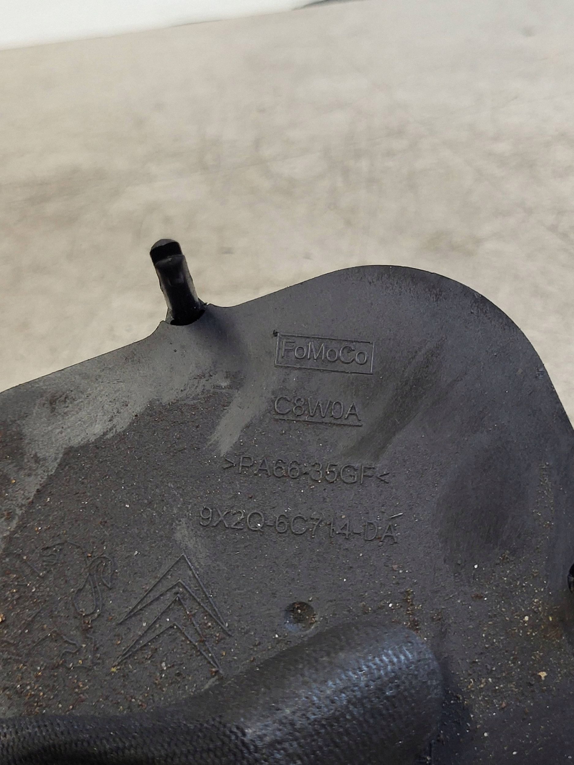 Land Rover Range Rover Separator 3.0 SDV6 image 5