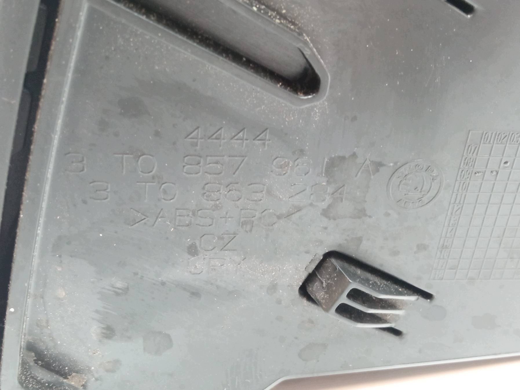 Ablagefach 3T0857961A Skoda Superb II gebraucht image 3