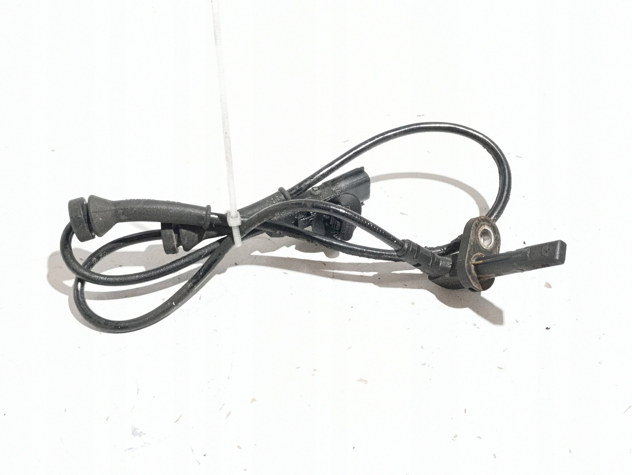 ABS Sensor Rear Renault Master III 479509456R image 2