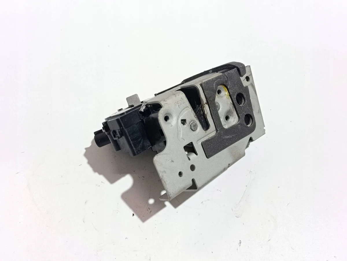 Cerradura Maletero Ford Transit Custom Usada image 2
