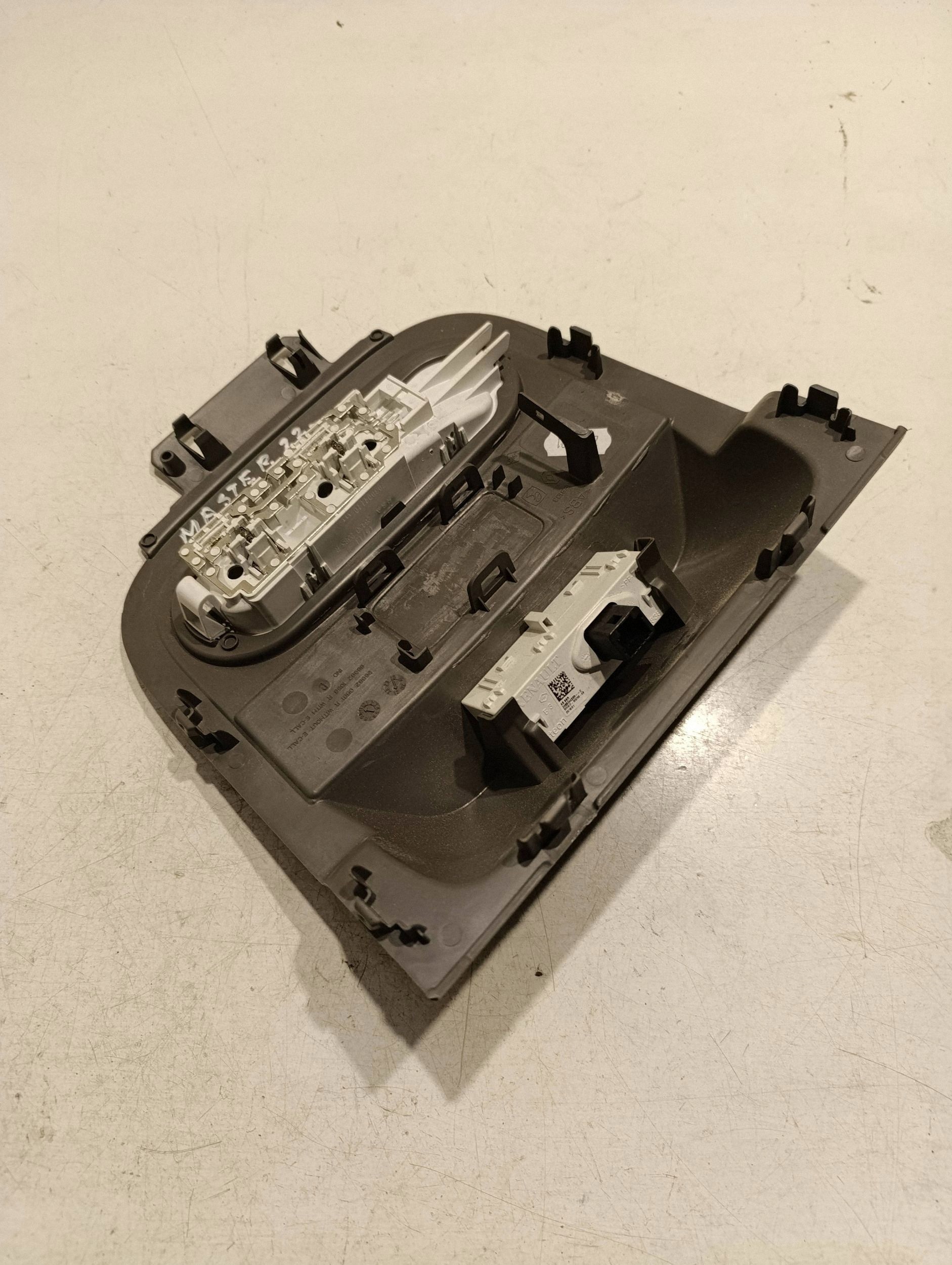 Luz Interior Cabine Renault Master III 969820881R image 4