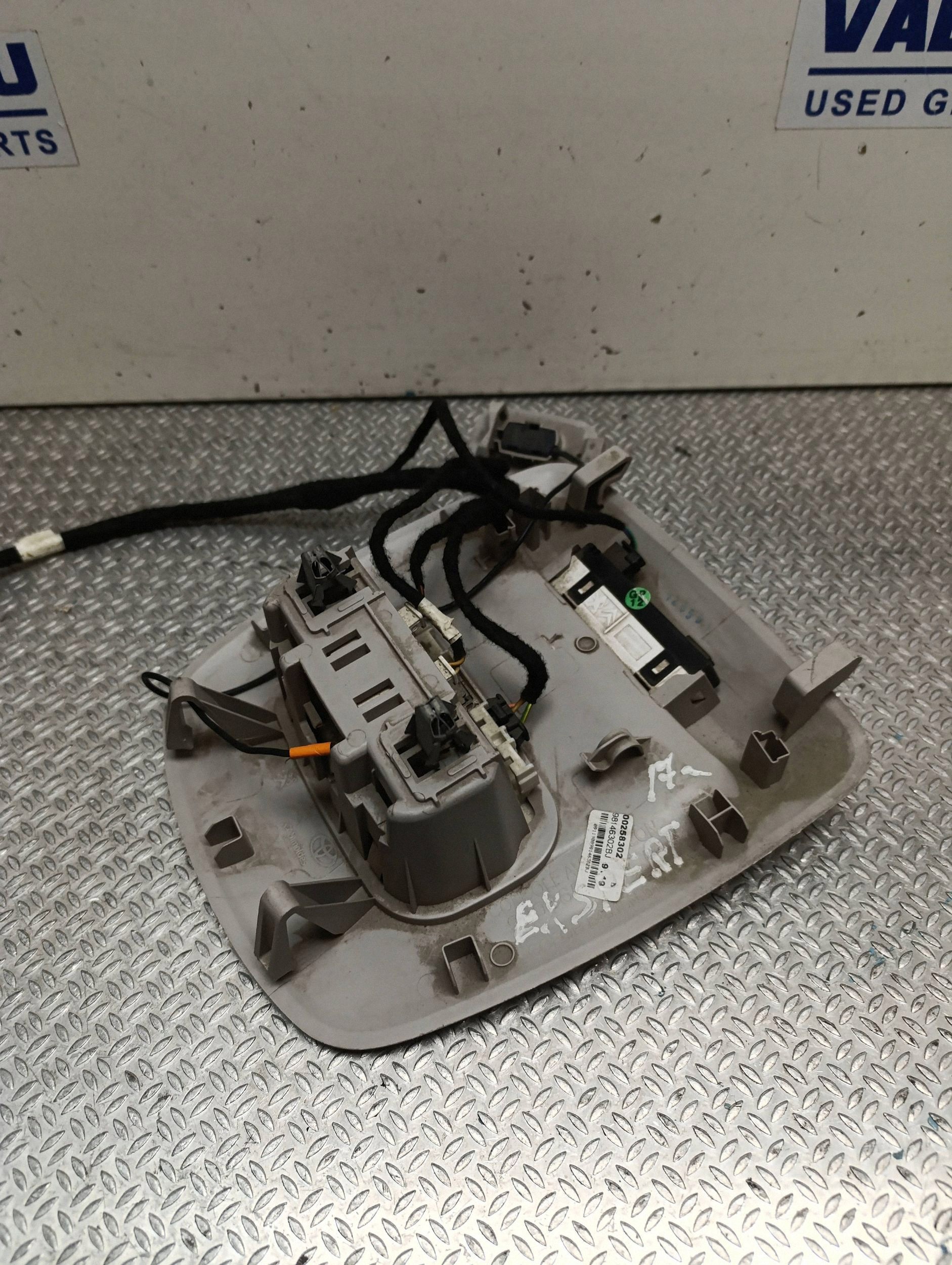 Interior Lighting PEUGEOT EXPERT VAN 98146302BJ 2017 image 4