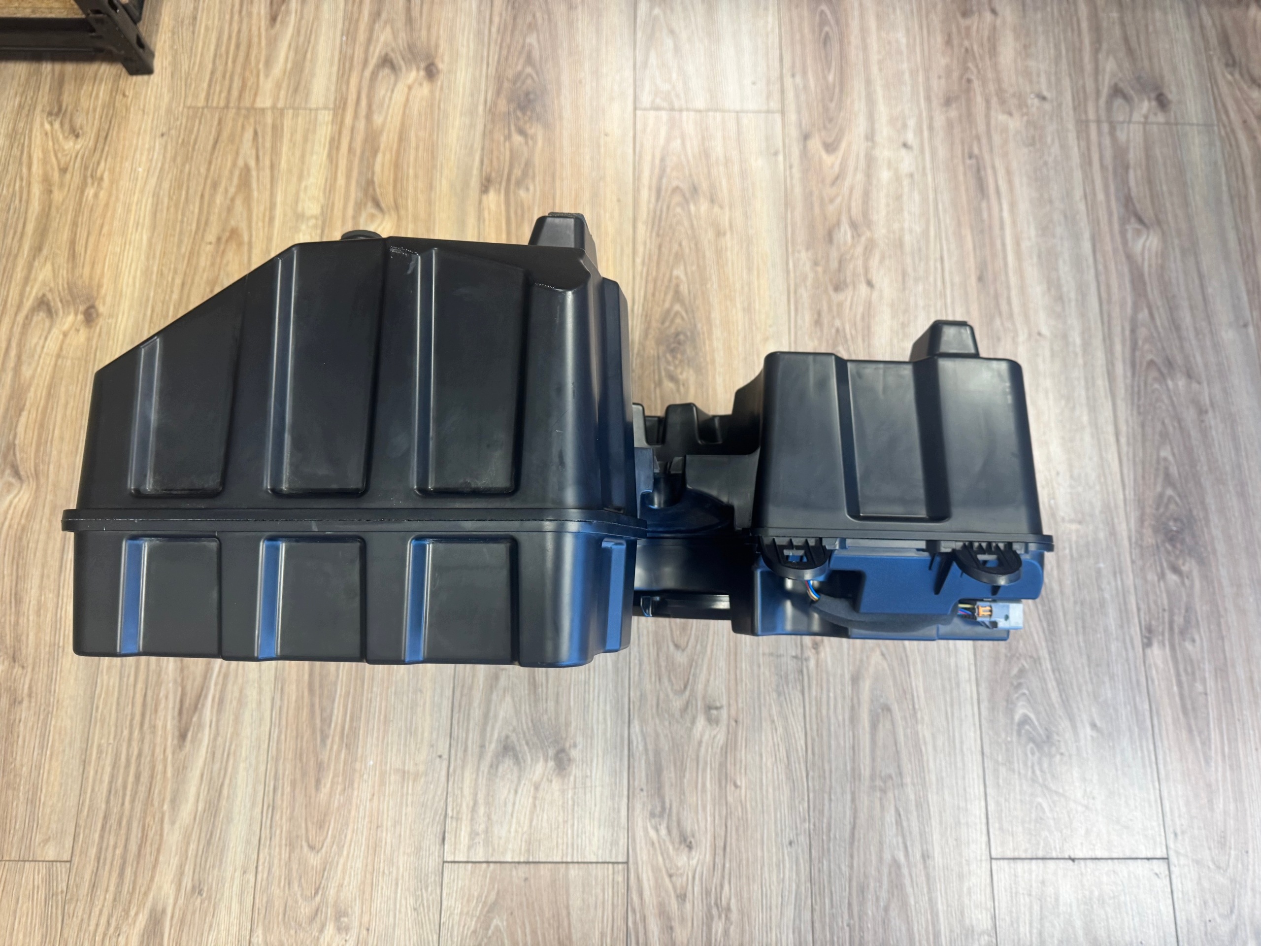 Subwoofer Dodge Challenger SRT 2015+ 05091044AF image 7