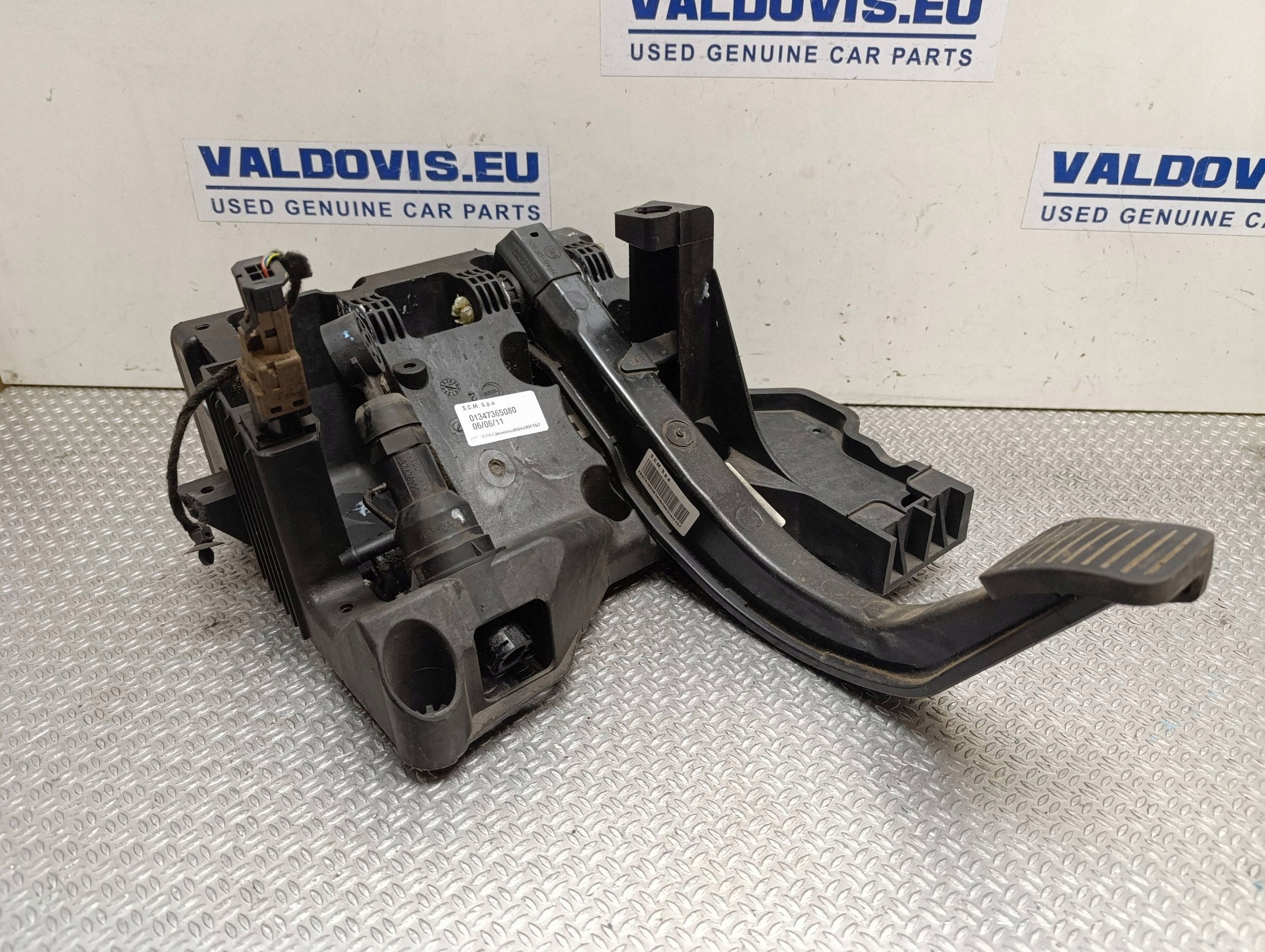 Bremspedal Peugeot Boxer 01347365080 image 2