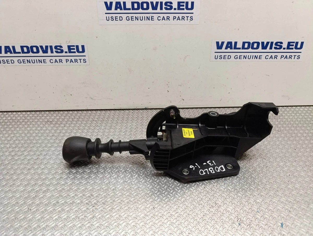 Levier de vitesse Fiat Doblo OEM 55346829