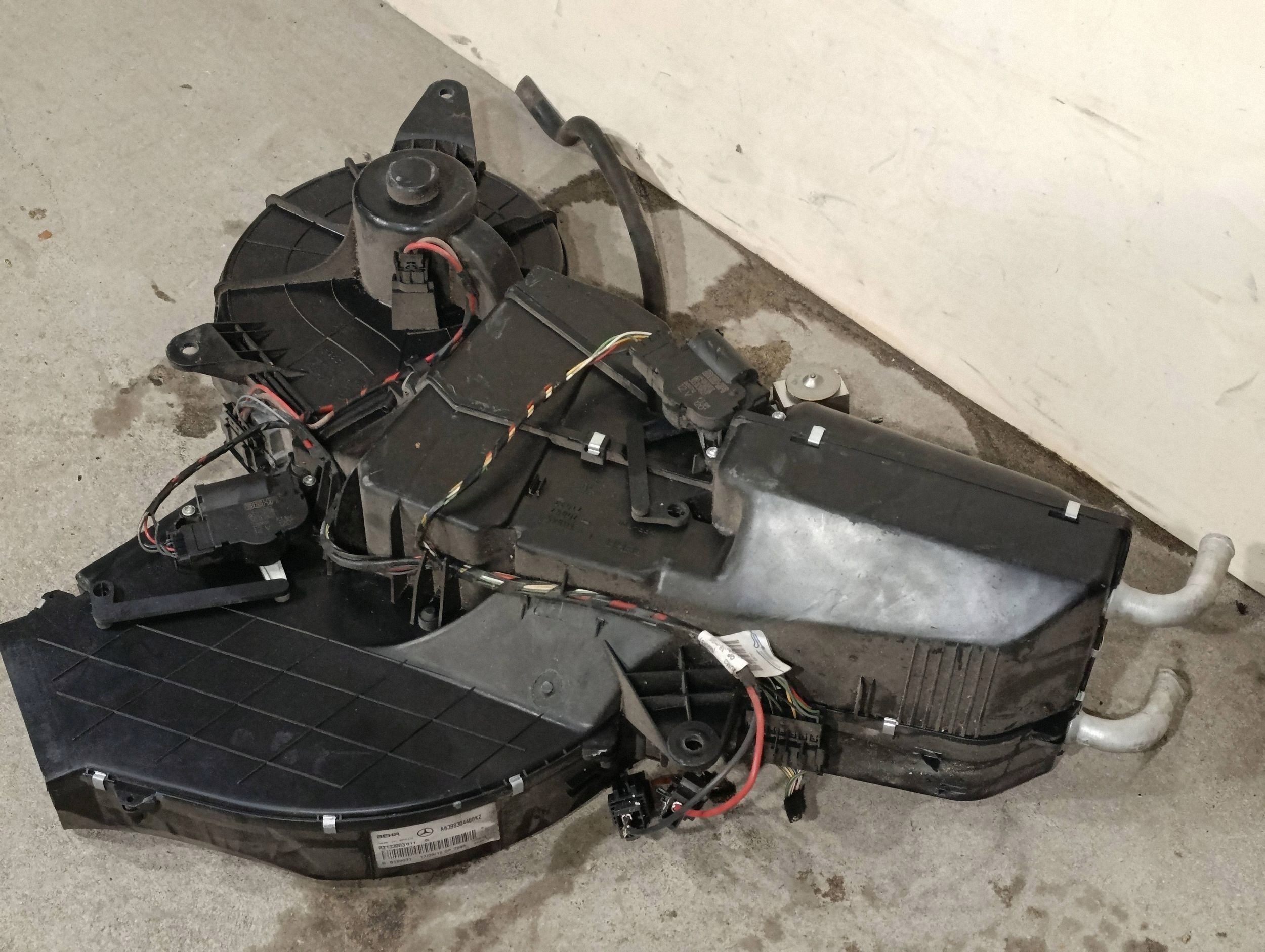 Heizung hinten Mercedes Viano 639 A6398304460 image 3