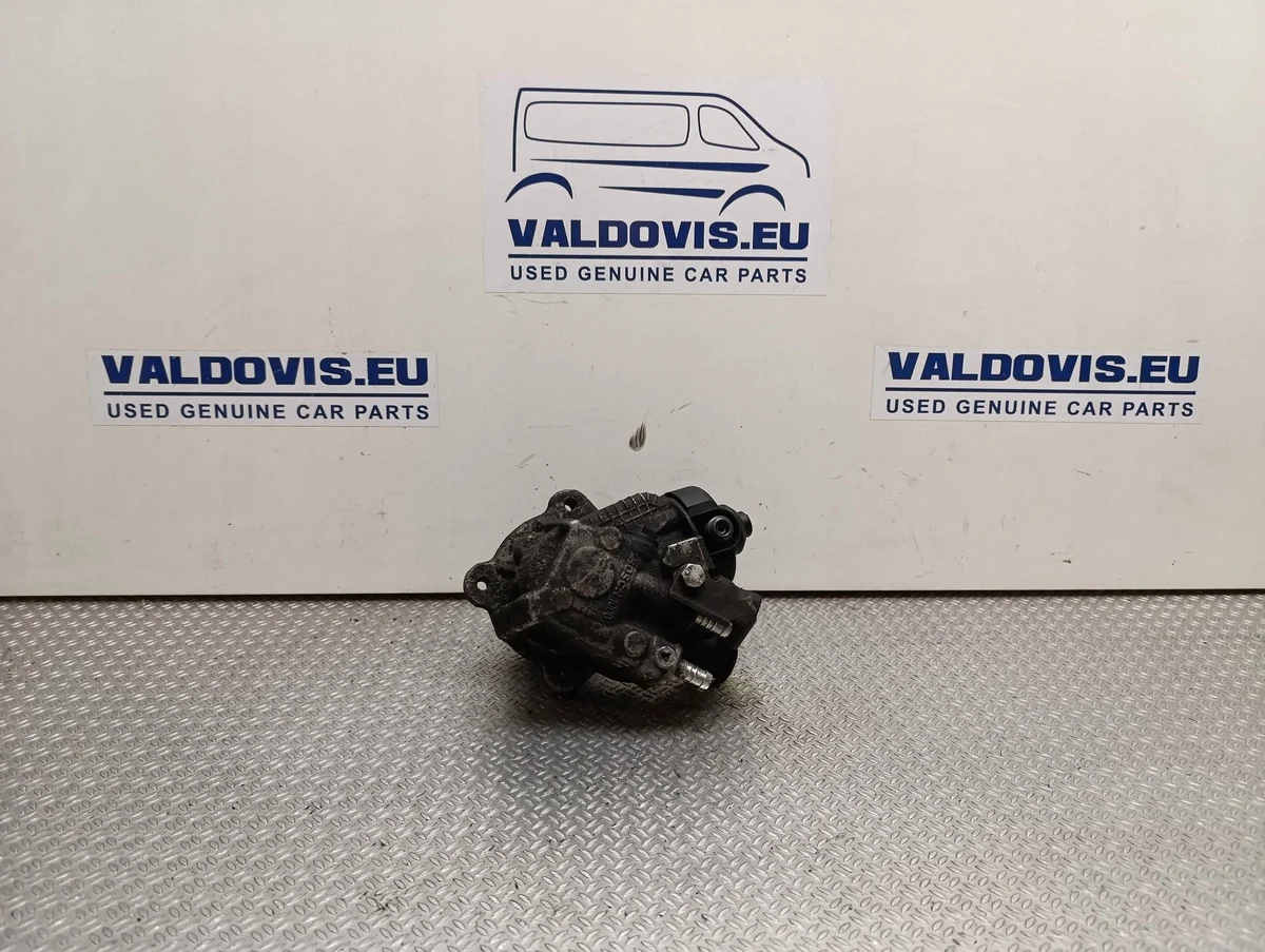 Volkswagen 03L130755J polttoainepumppu