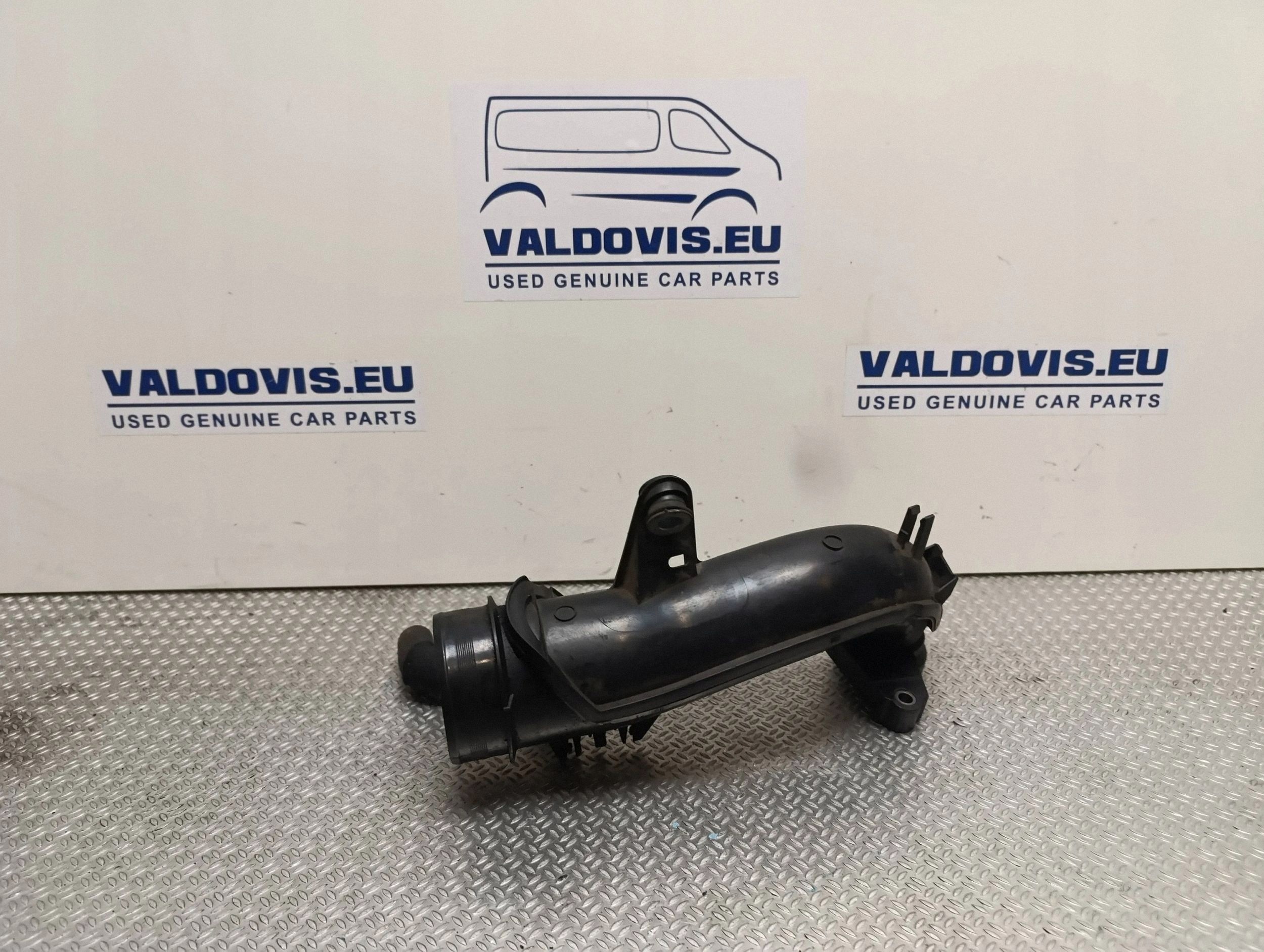 Durite de turbo Renault Trafic III 185752889R image 2