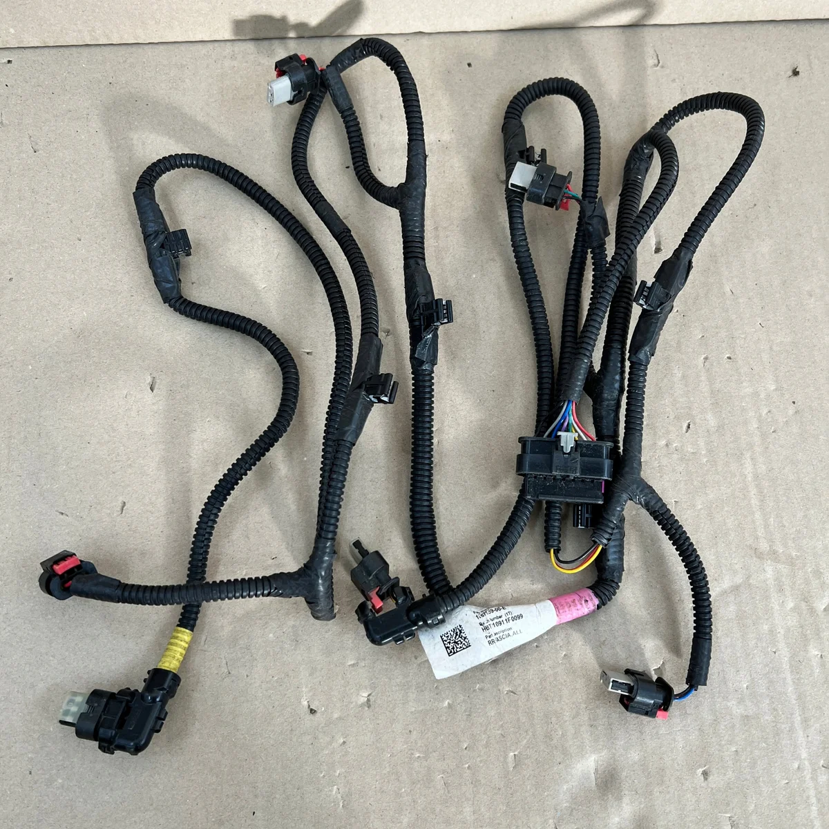 Heckstoßstange Tesla Model 3 1067959-00-E