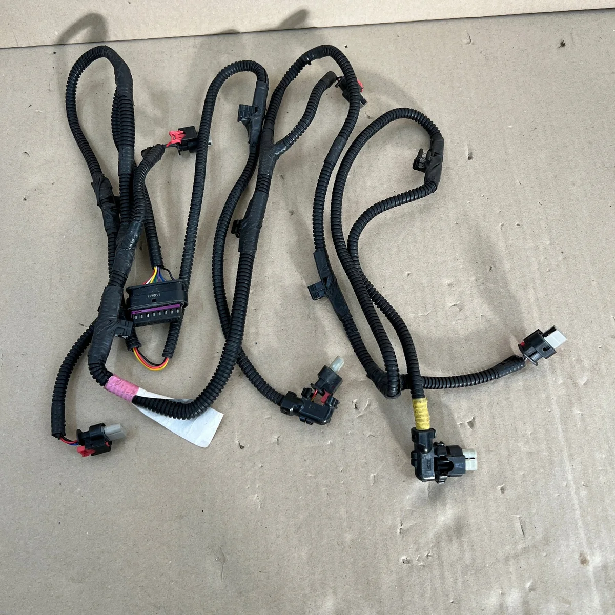 Heckstoßstange Tesla Model 3 1067959-00-E image 3