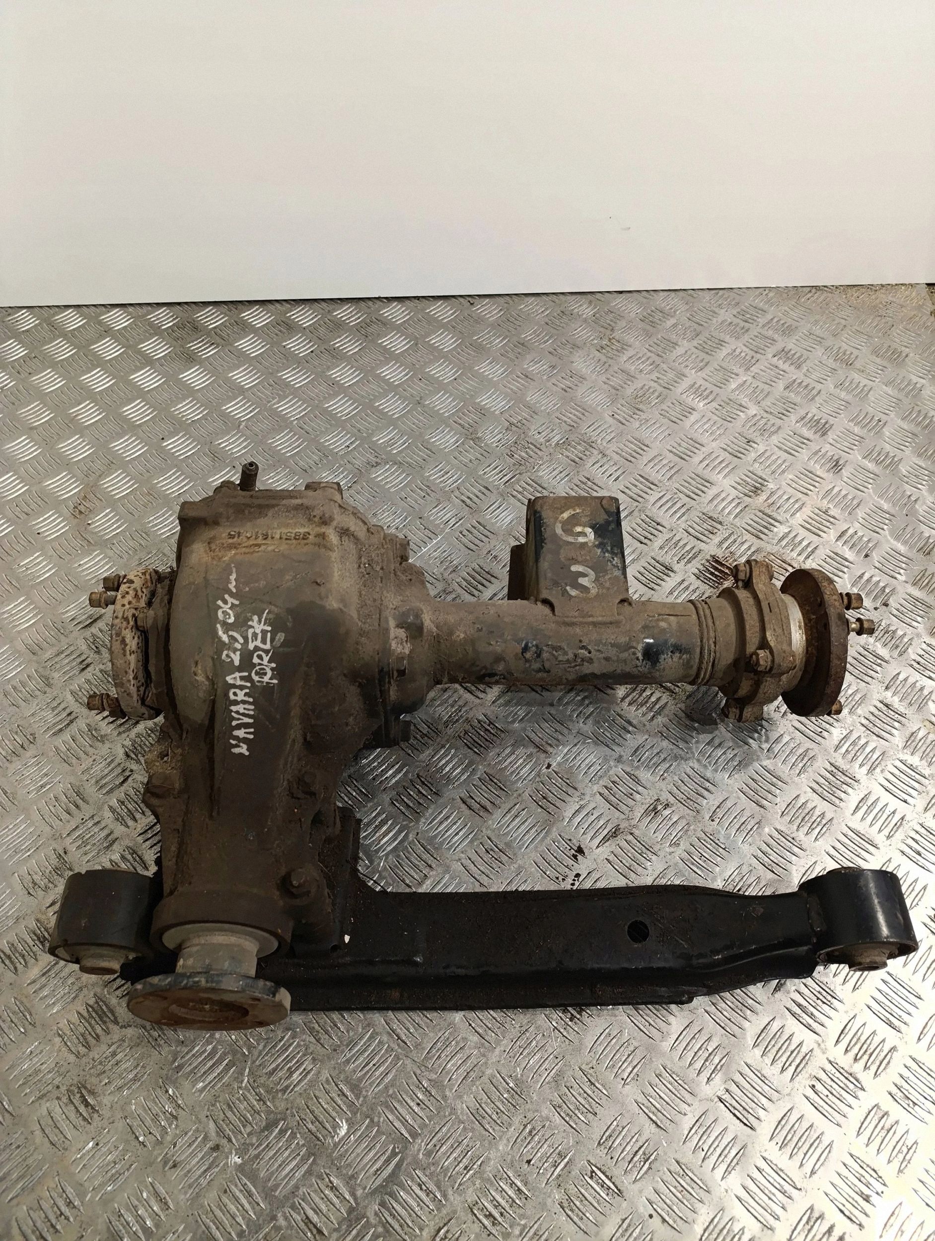 Framdifferential Nissan Navara D22 3851161045 image 2