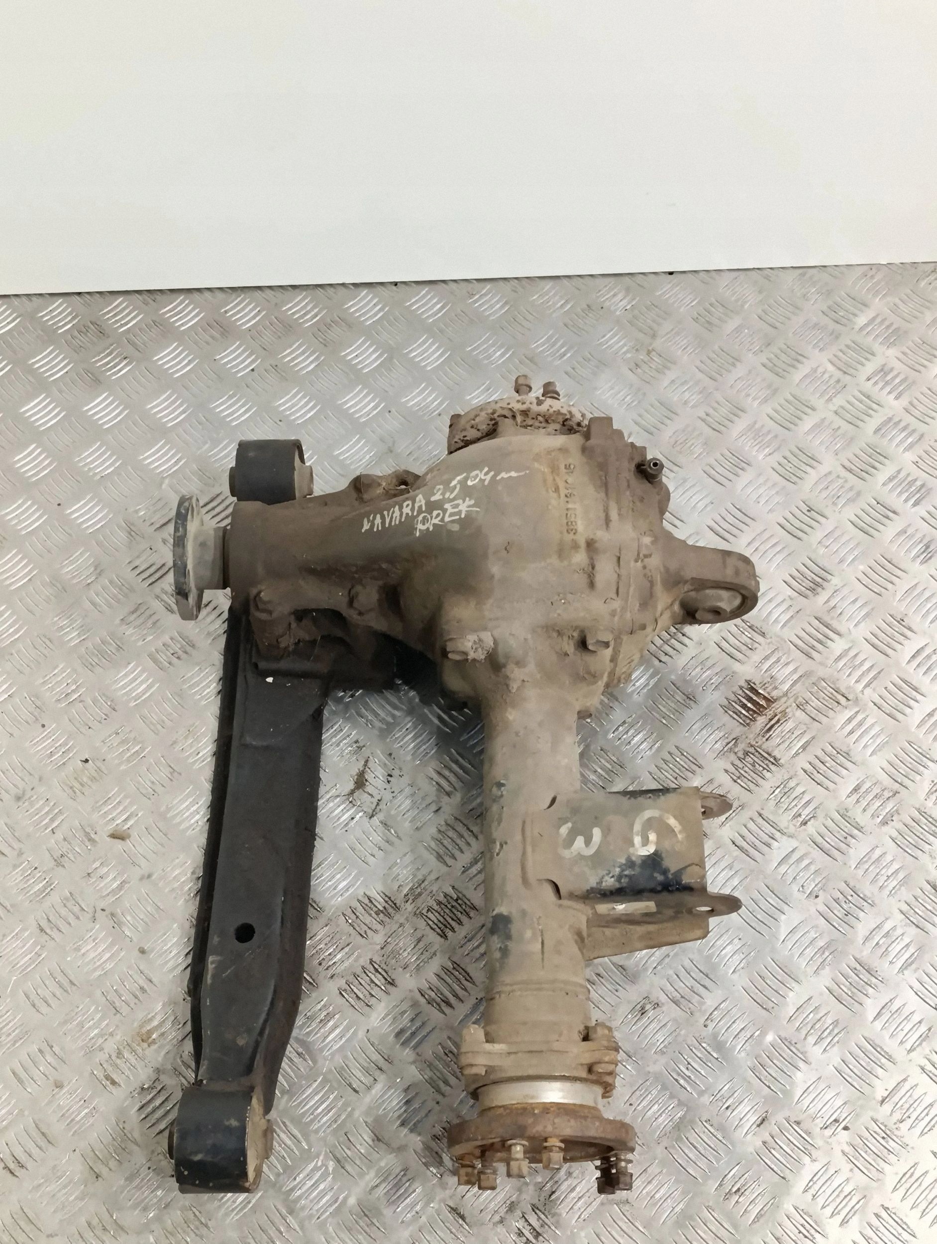 Framdifferential Nissan Navara D22 3851161045 image 6