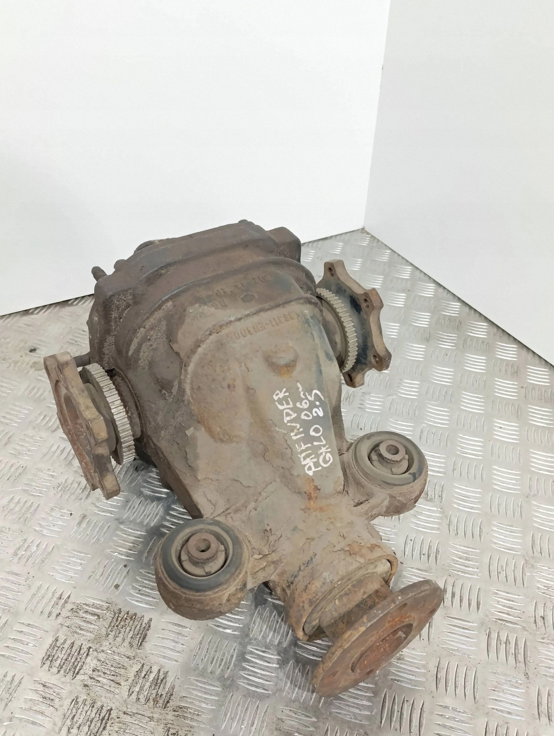 Différentiel arrière Nissan Pathfinder R51 38311EB300 image 2
