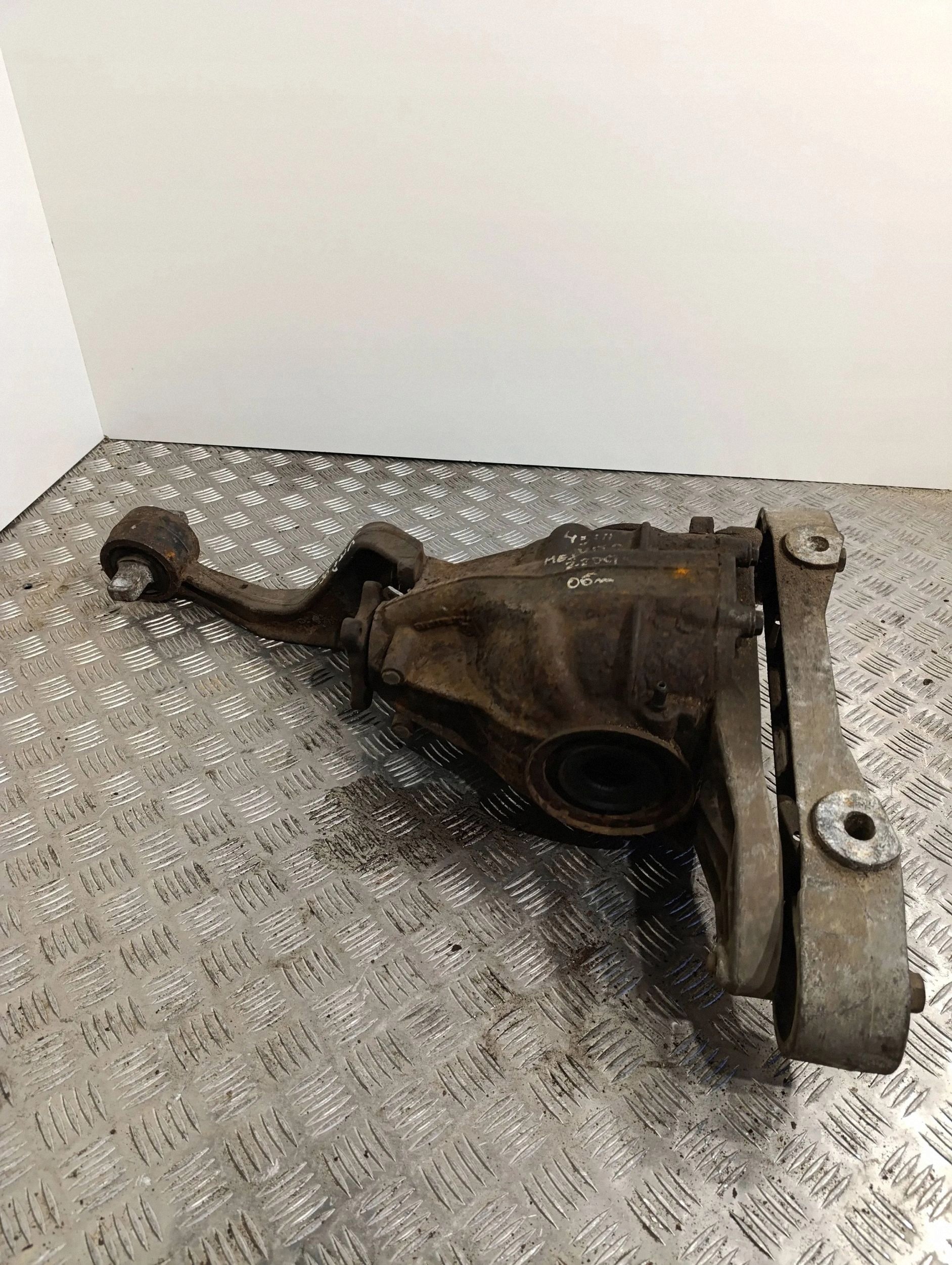 Differential Mercedes-Benz Vito Viano W639 image 5