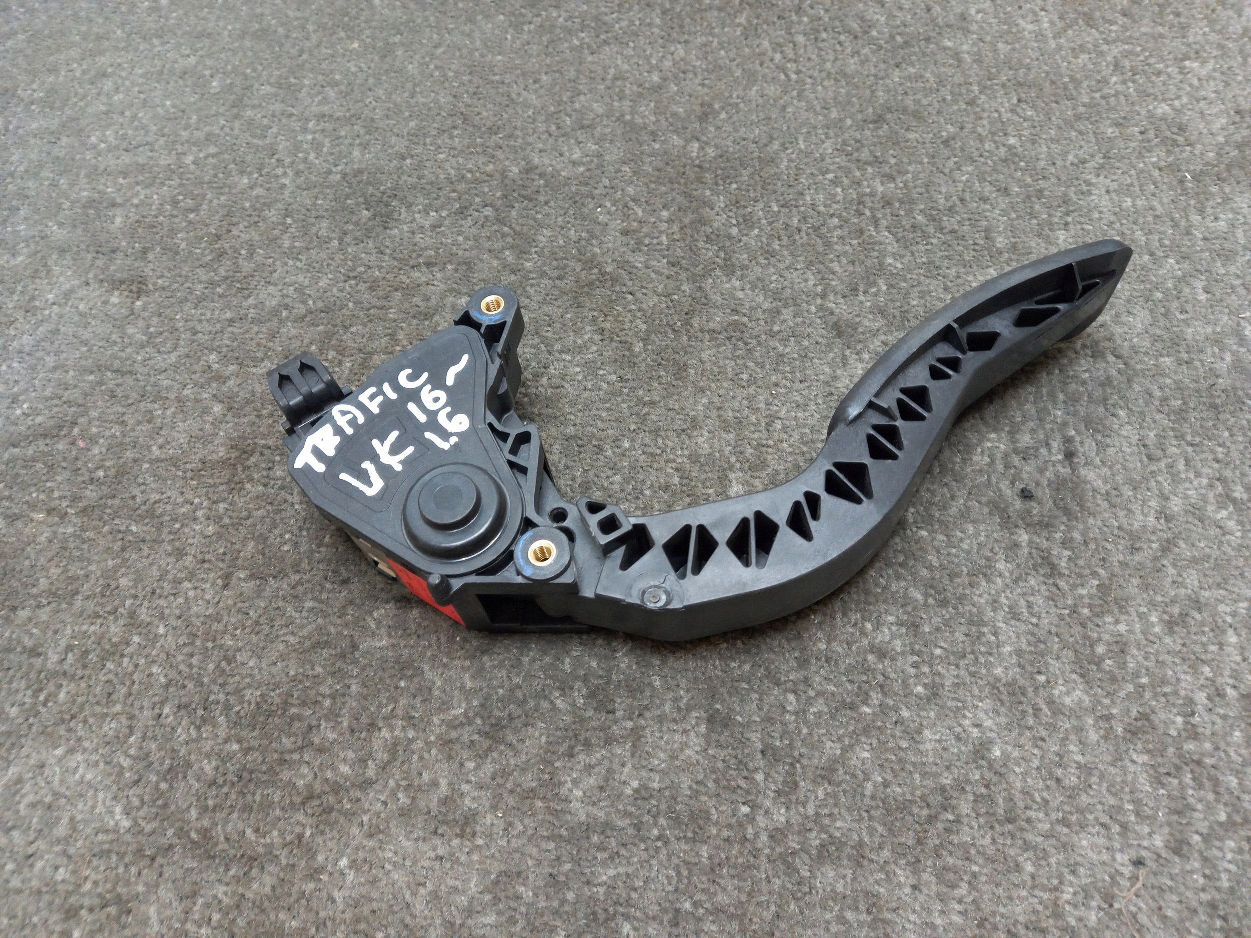 Pedale acceleratore RENAULT TRAFIC III 180220024R image 2