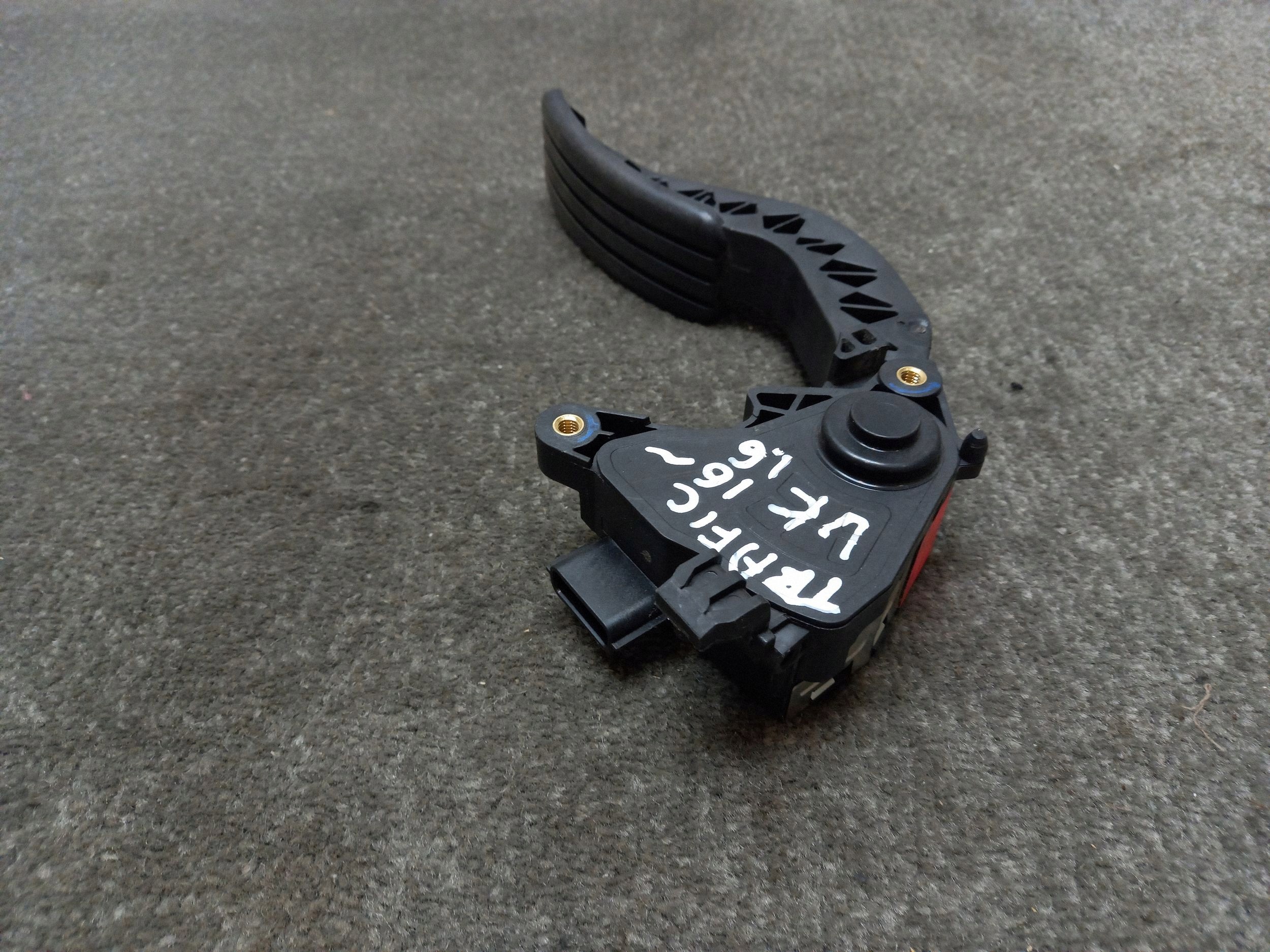 Pedale acceleratore RENAULT TRAFIC III 180220024R image 3