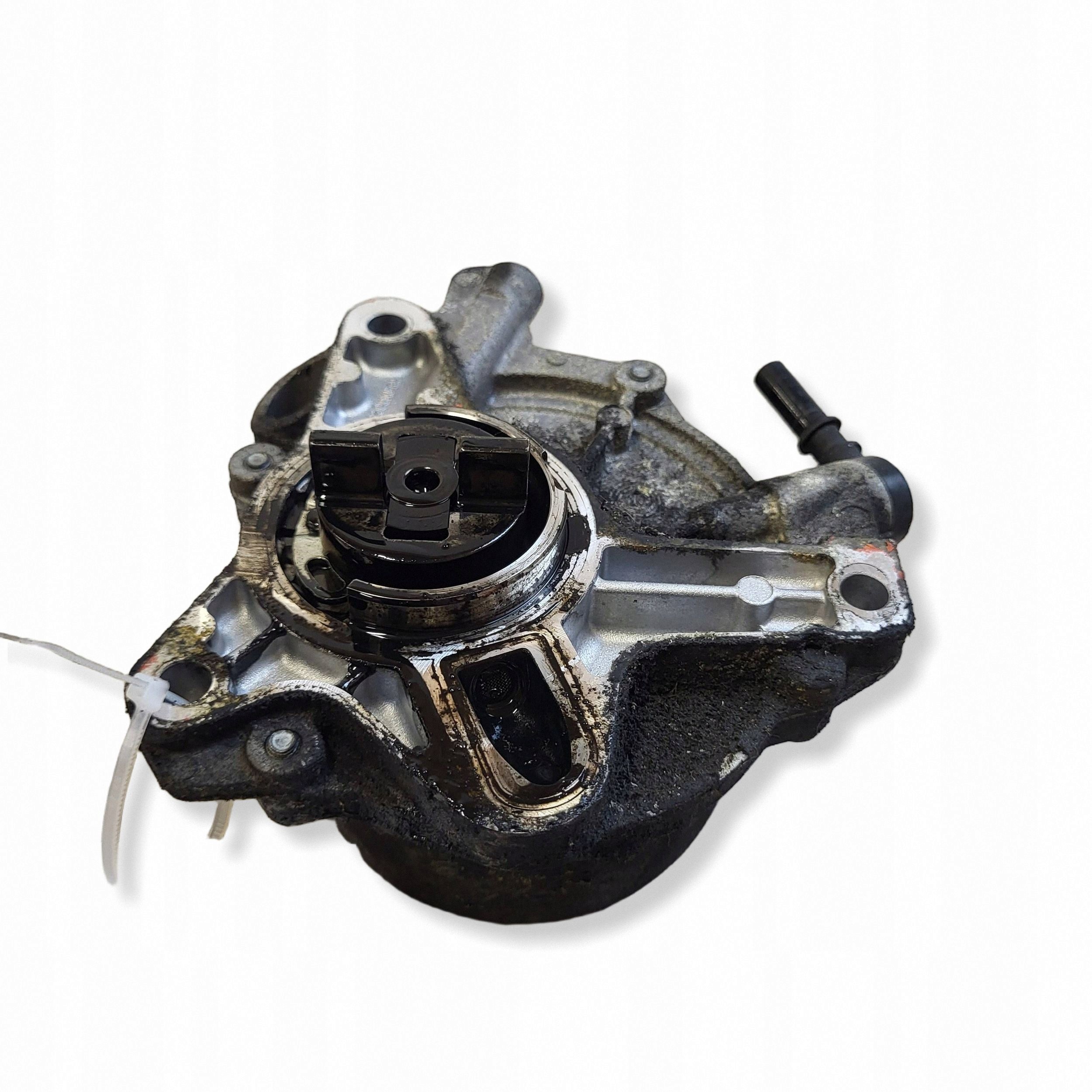 Ford Mondeo MK IV alipainepumppu 70213905