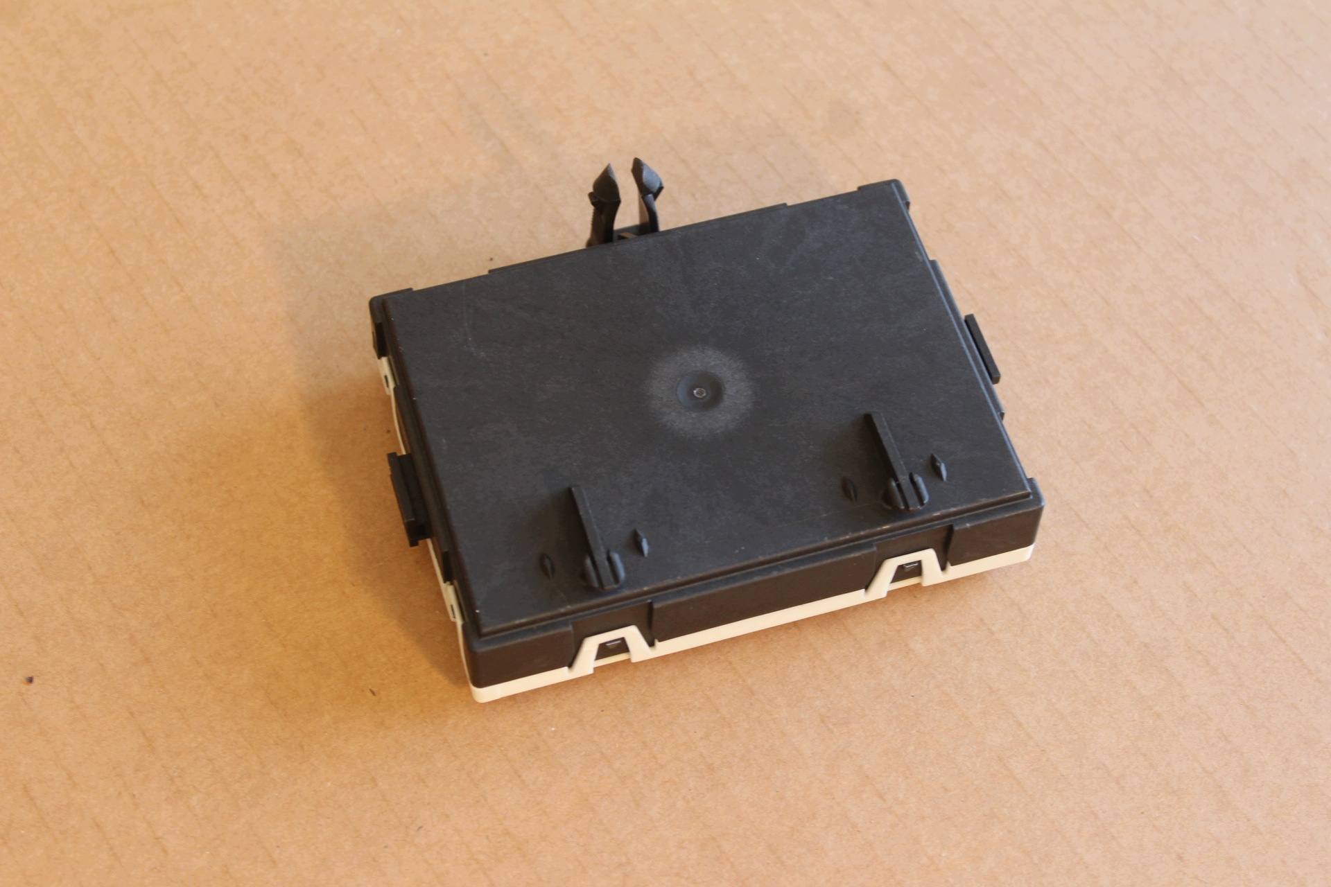 Ohjausmoduuli Mercedes S-W223 OE A2239004739