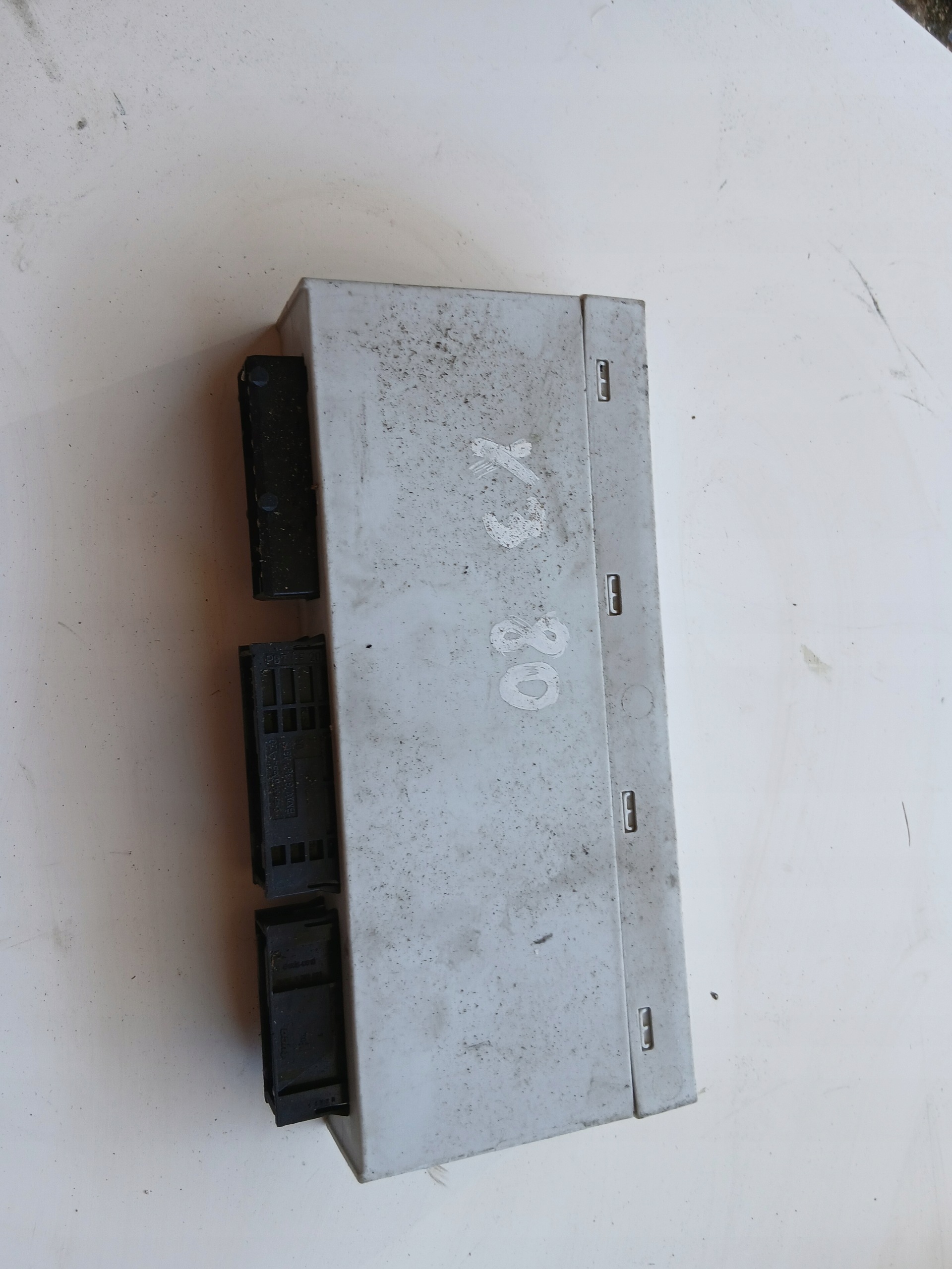 BMW X3 E83 Module Confort 9161931 image 3
