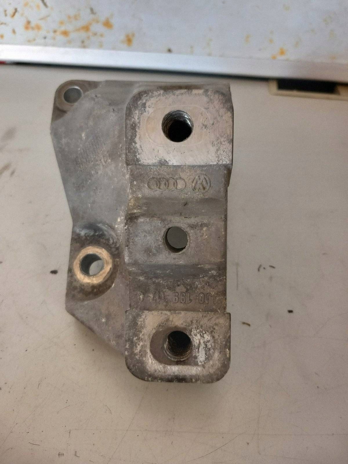 1999 Audi A3 S3 8L Supporto Motore 1J0199117Q image 3