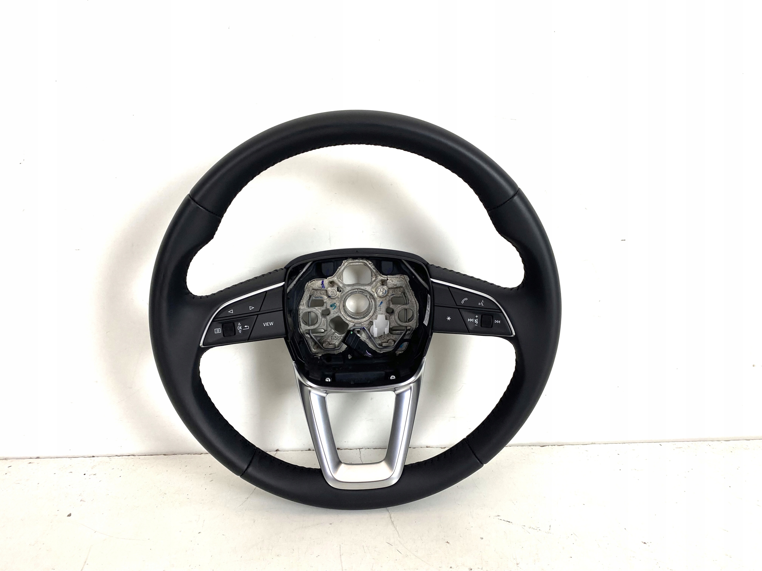 Volant multifonction Audi Q3 83A 2018- 83A419091D image 2