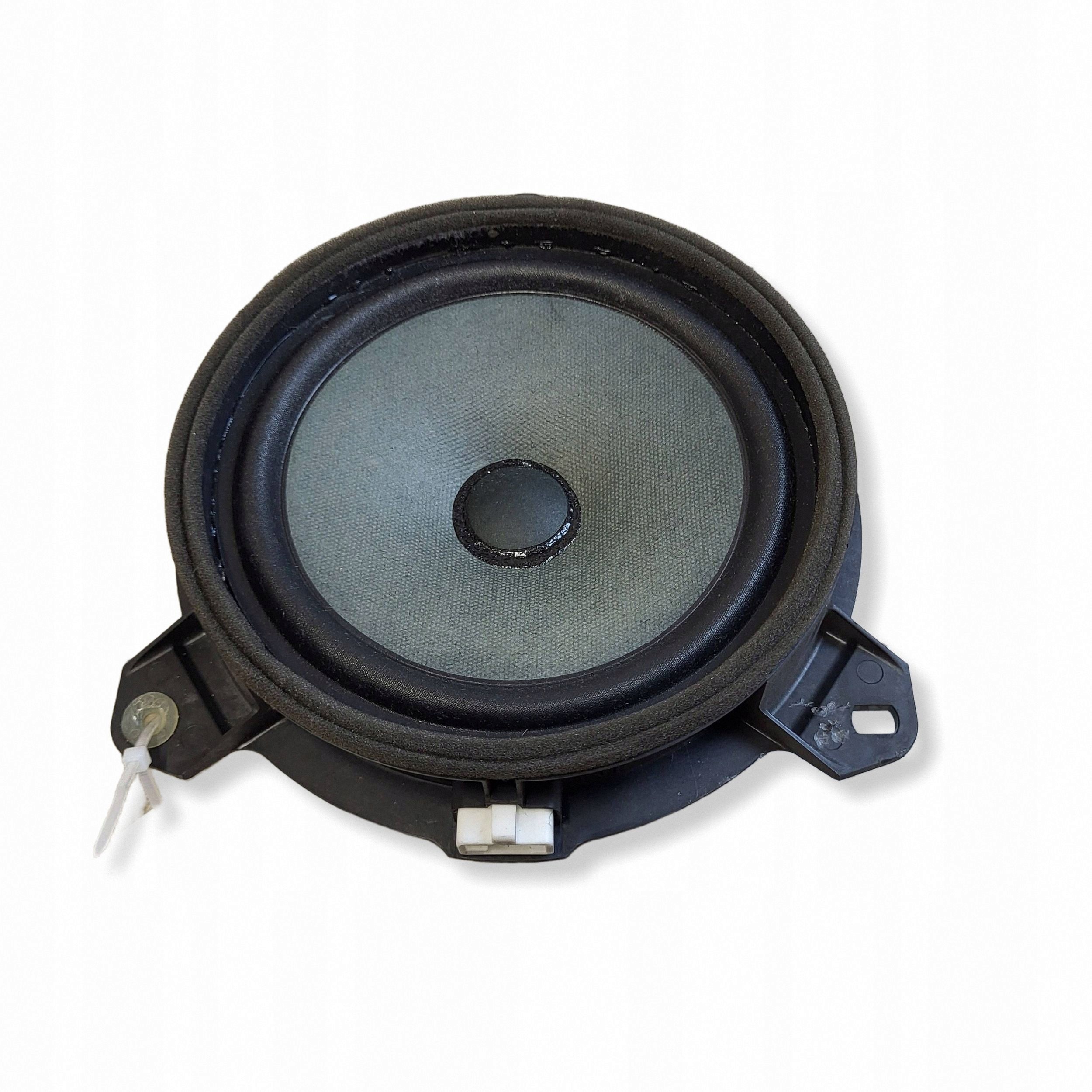 Toyota Yaris 2017 Takakaiutin Oem JUT268827