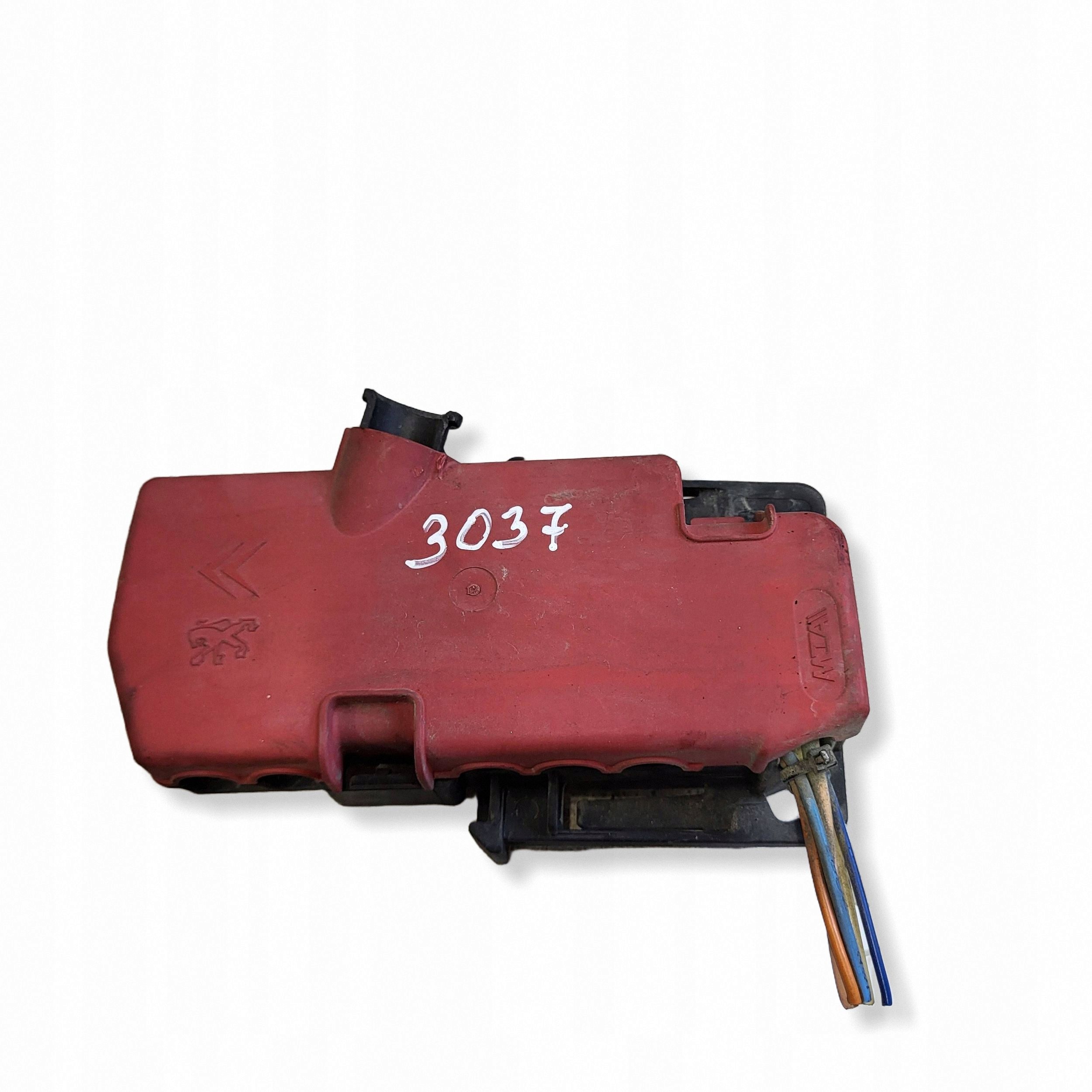 Boîte à fusibles Citroën C5 II SW 2.0 HDI 9662335380