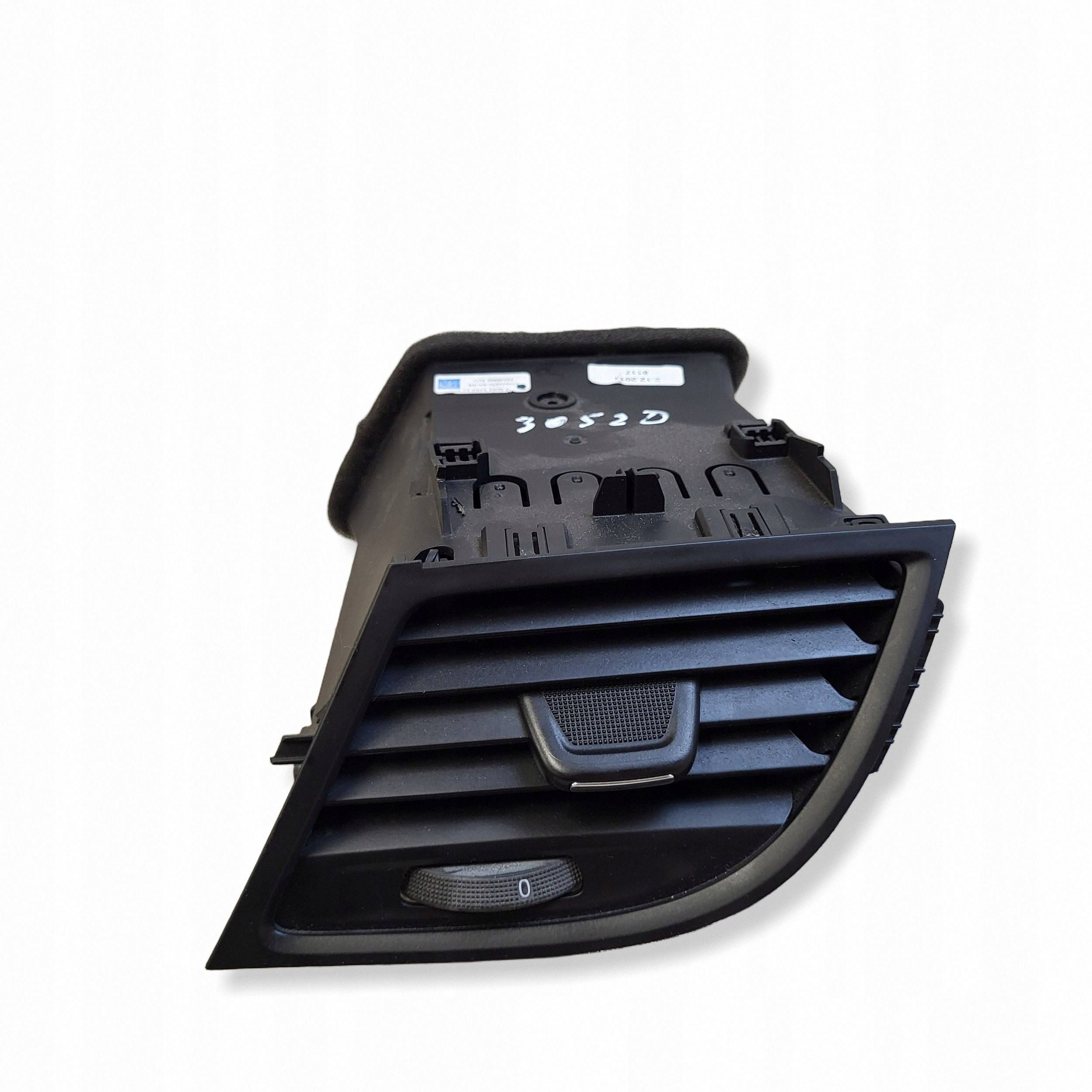 Rechte Lüftungsgitter Opel Zafira C E75 image 2