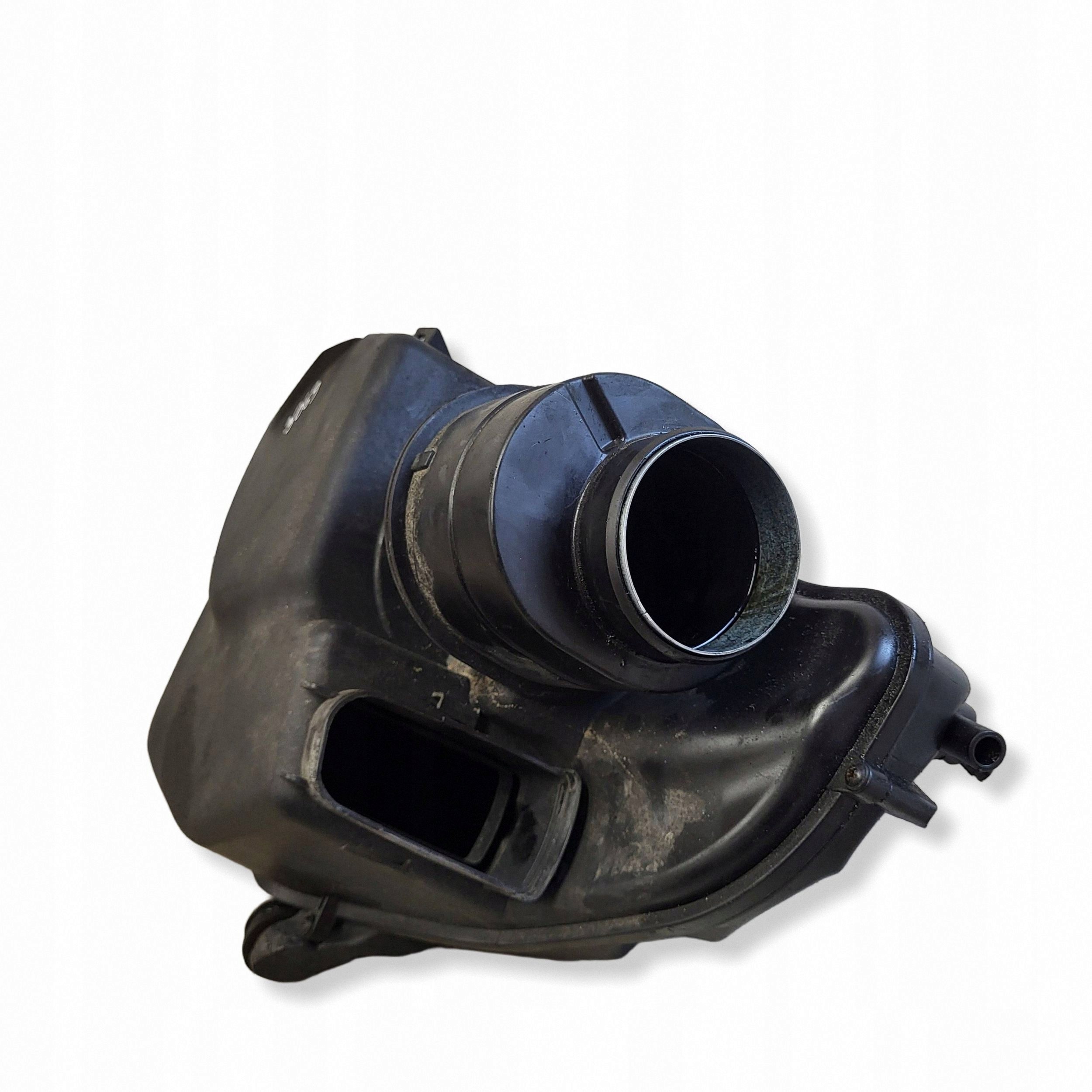 2016 Opel Astra K Air Filter Housing 42494318