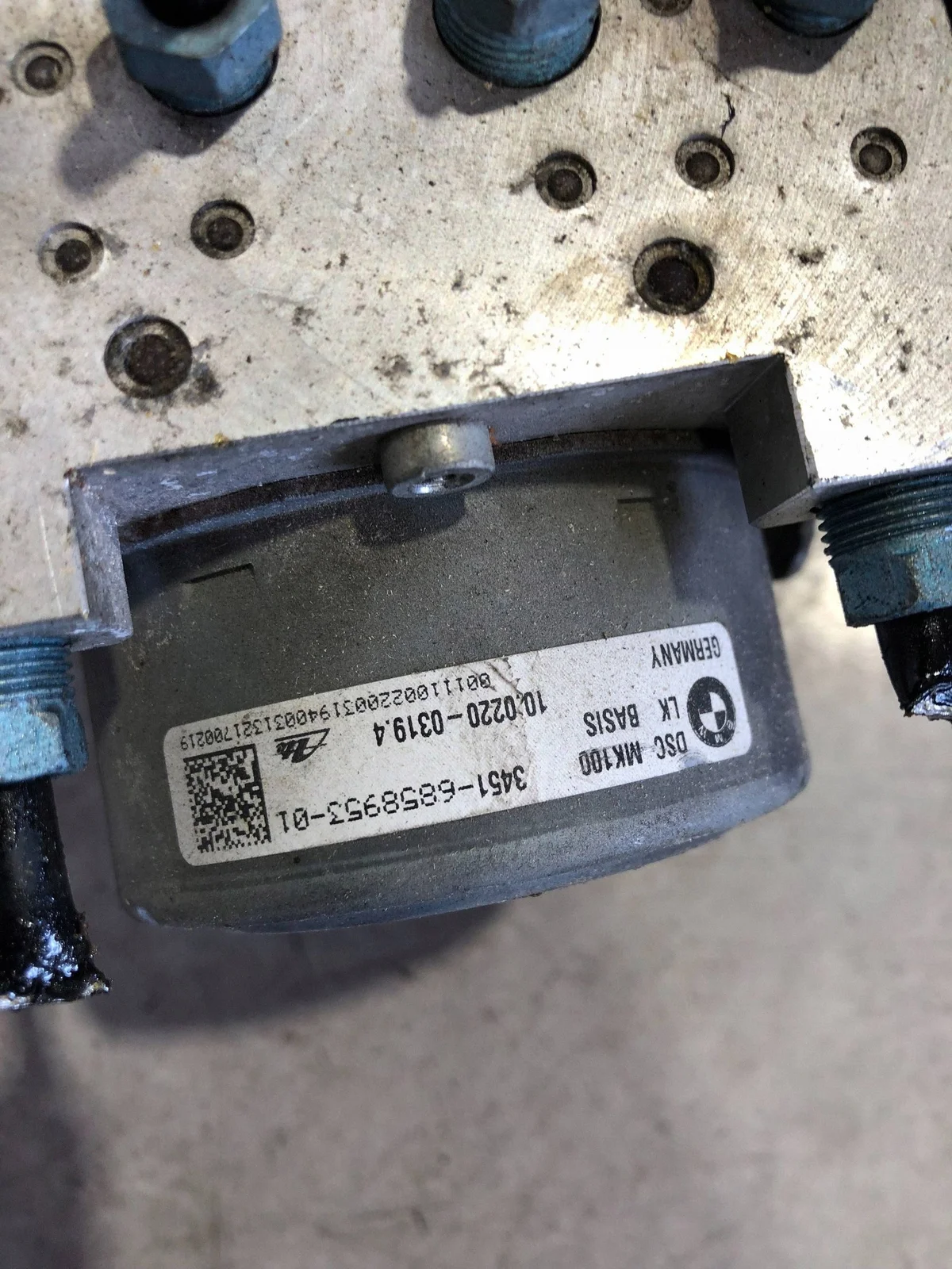 BMW ABS pomp 6861376 Gebruikt image 3